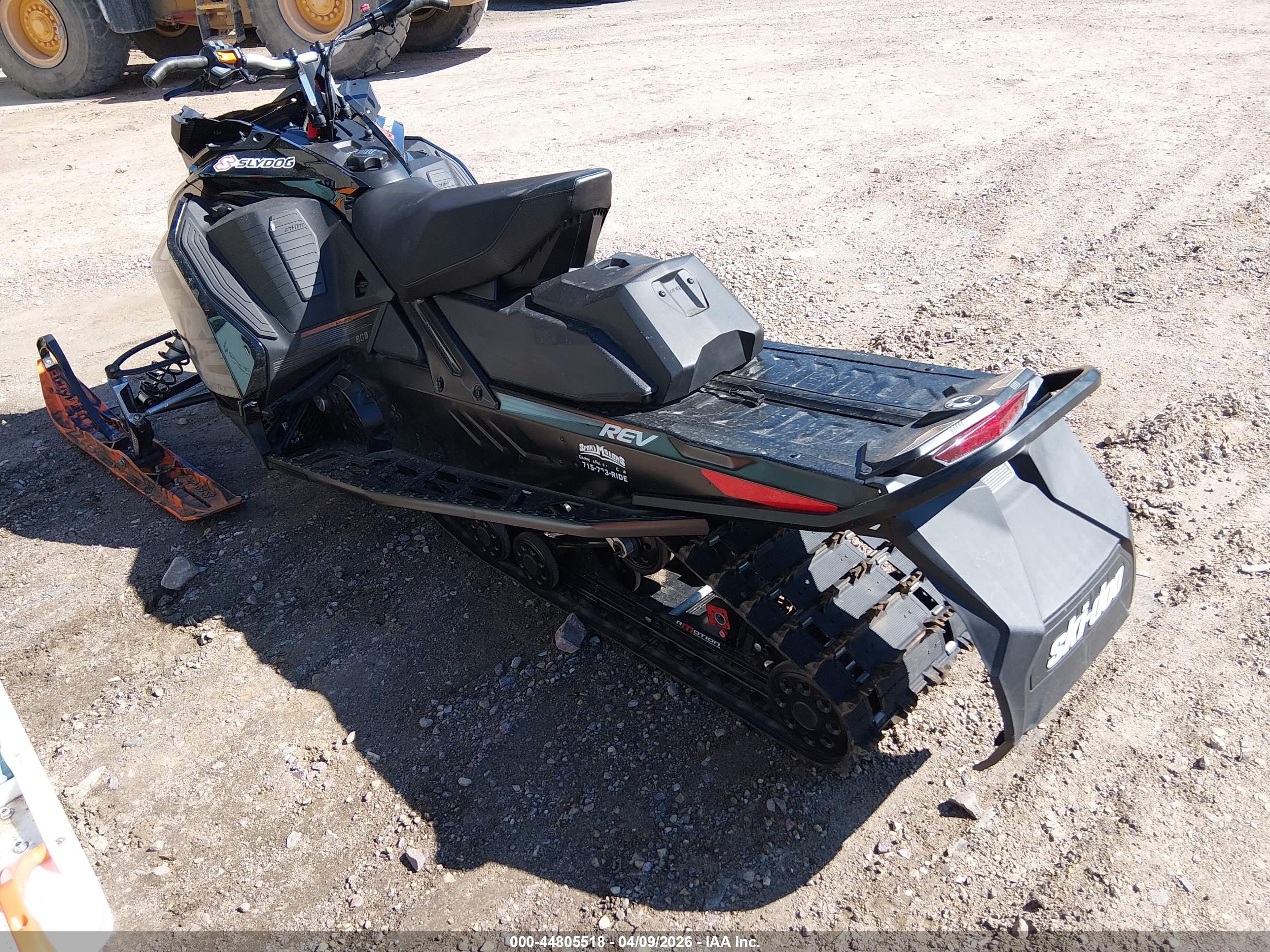 SKI DOO image 3