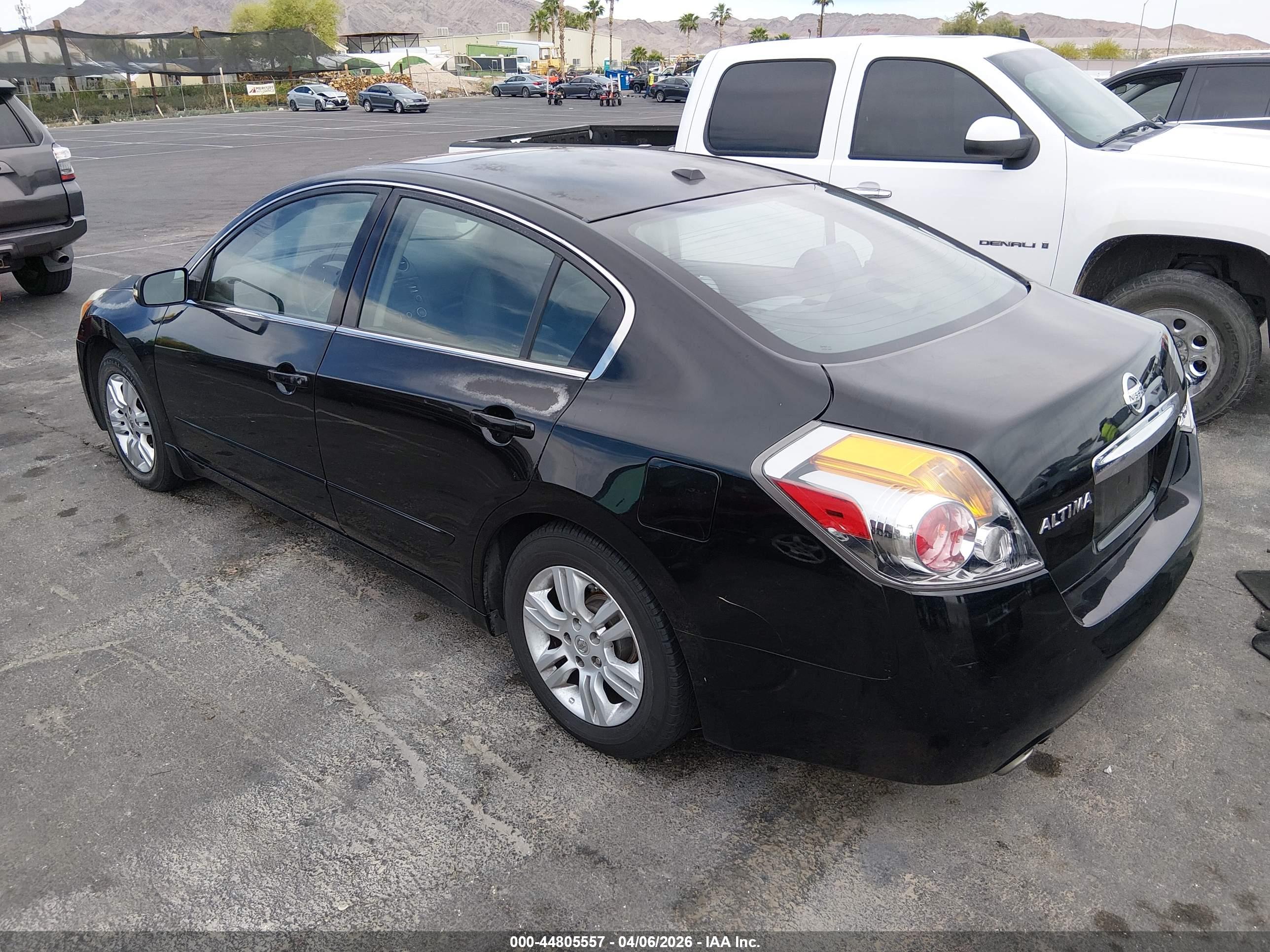 NISSAN ALTIMA image 3