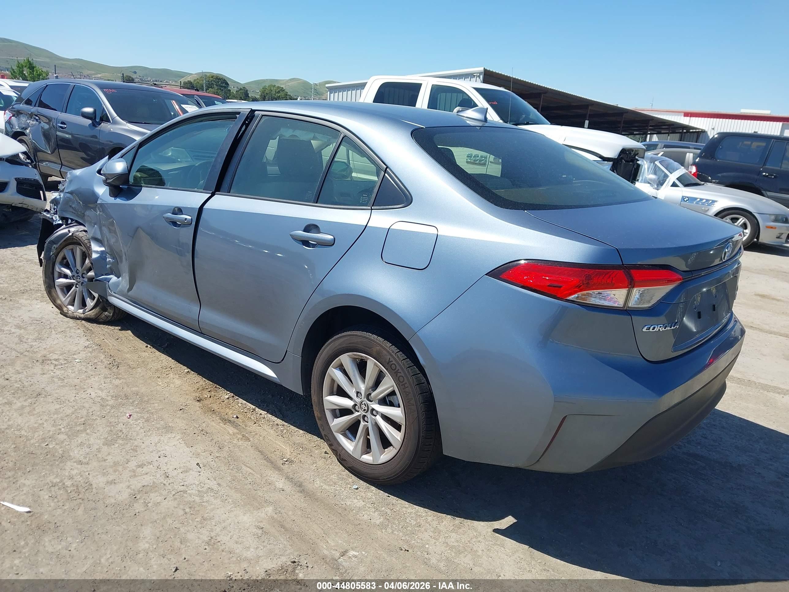 TOYOTA COROLLA image 3
