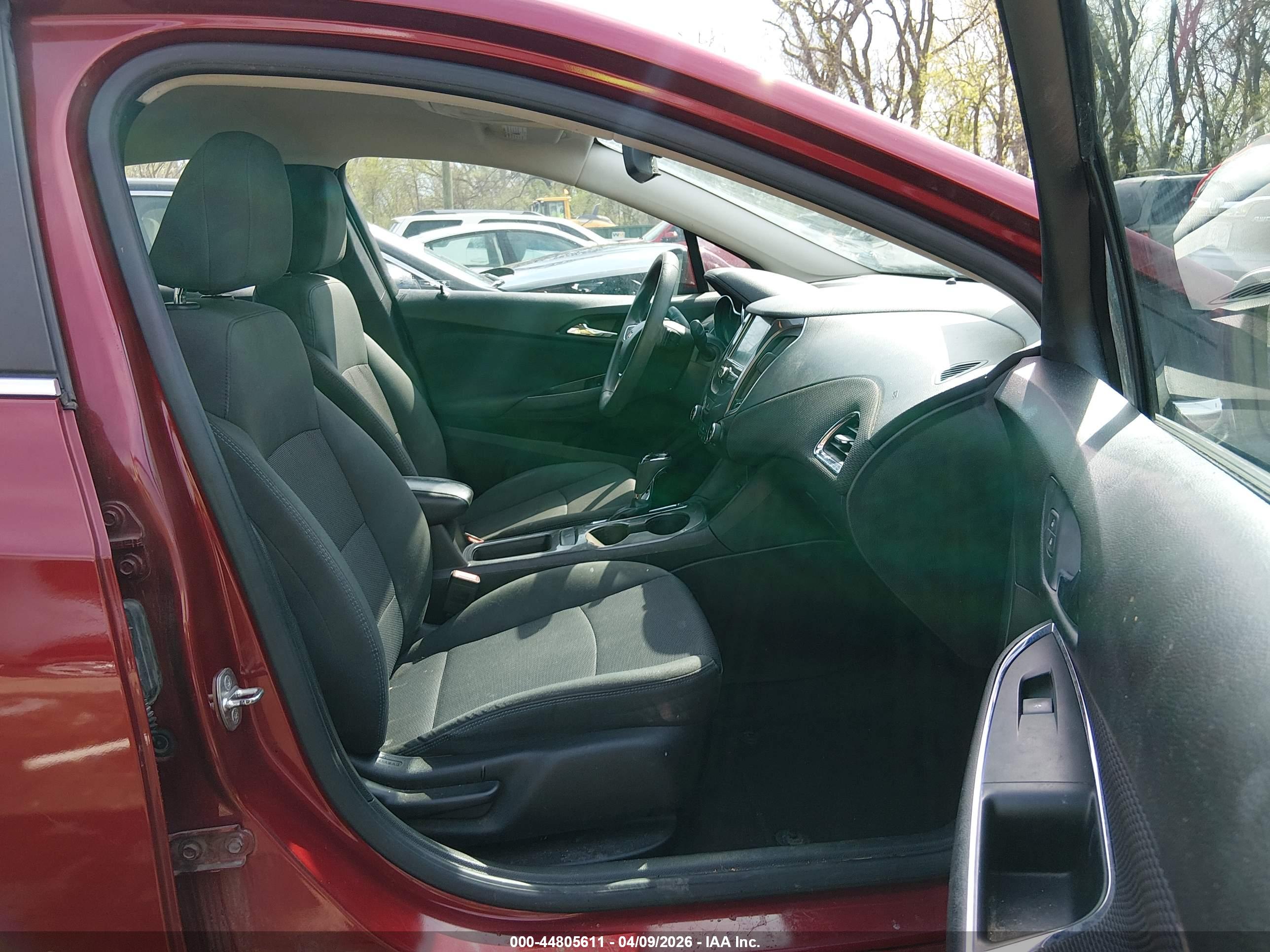 CHEVROLET CRUZE image 5