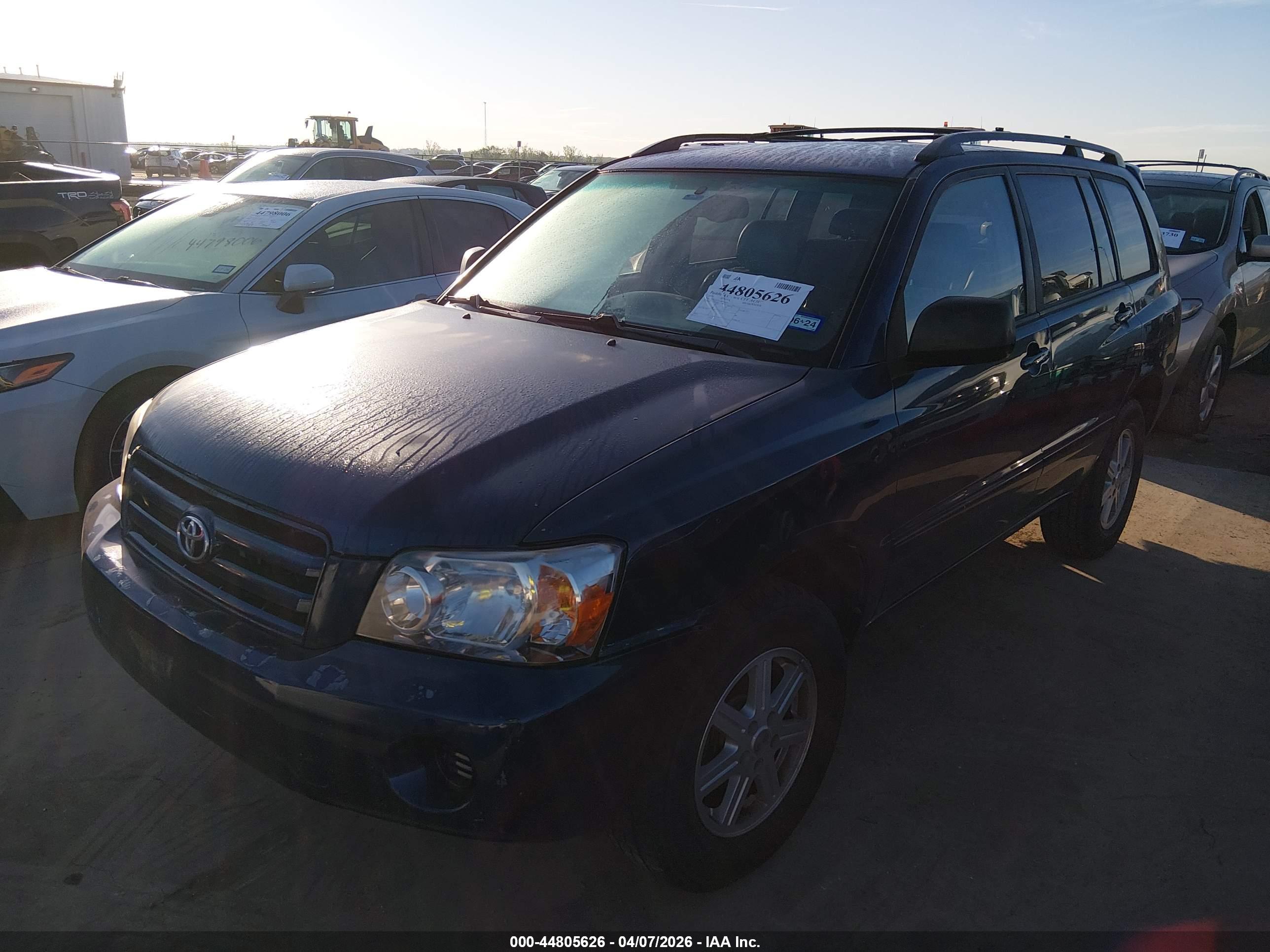 TOYOTA HIGHLANDER image 2