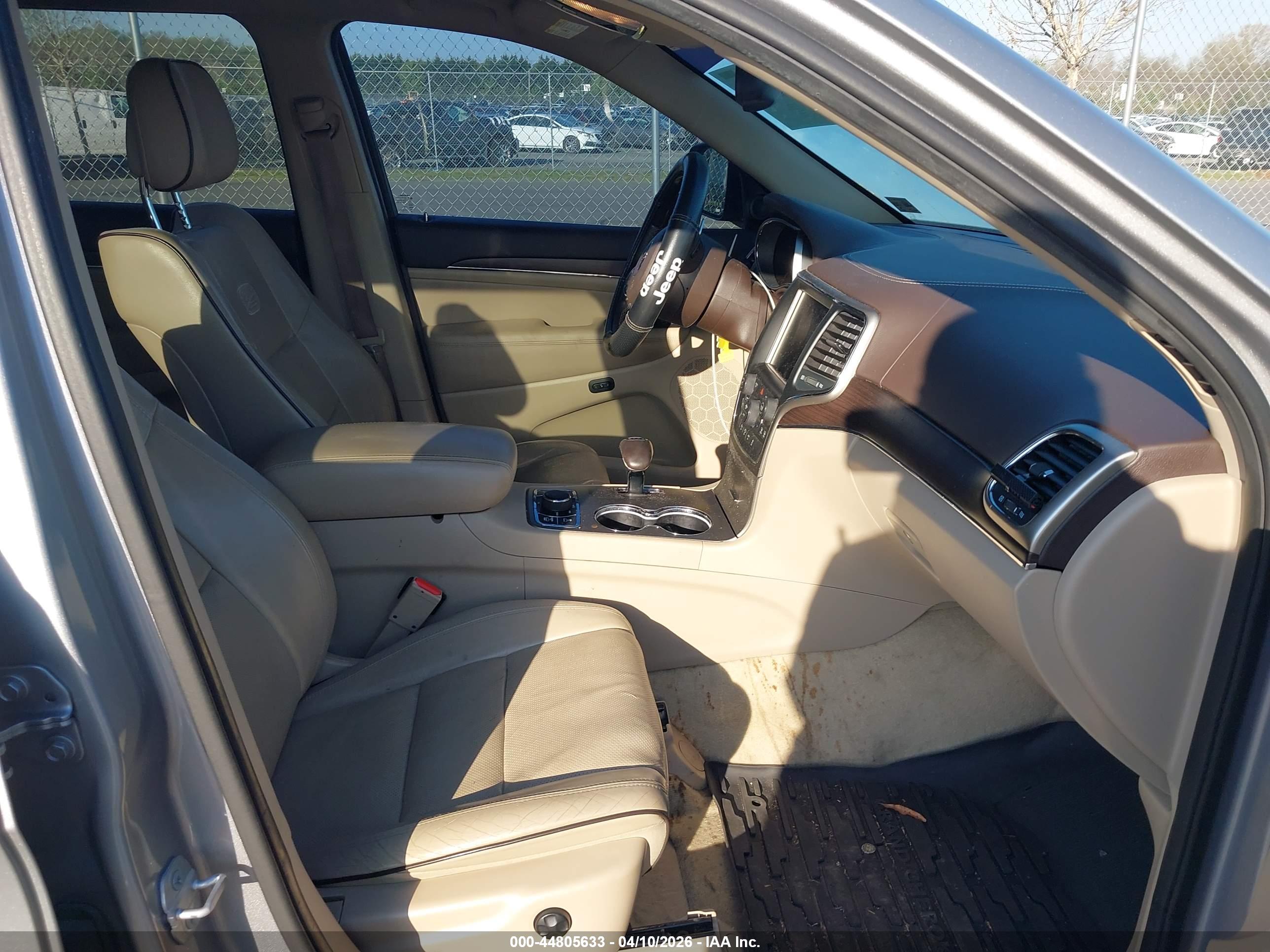 JEEP GRAND image 5