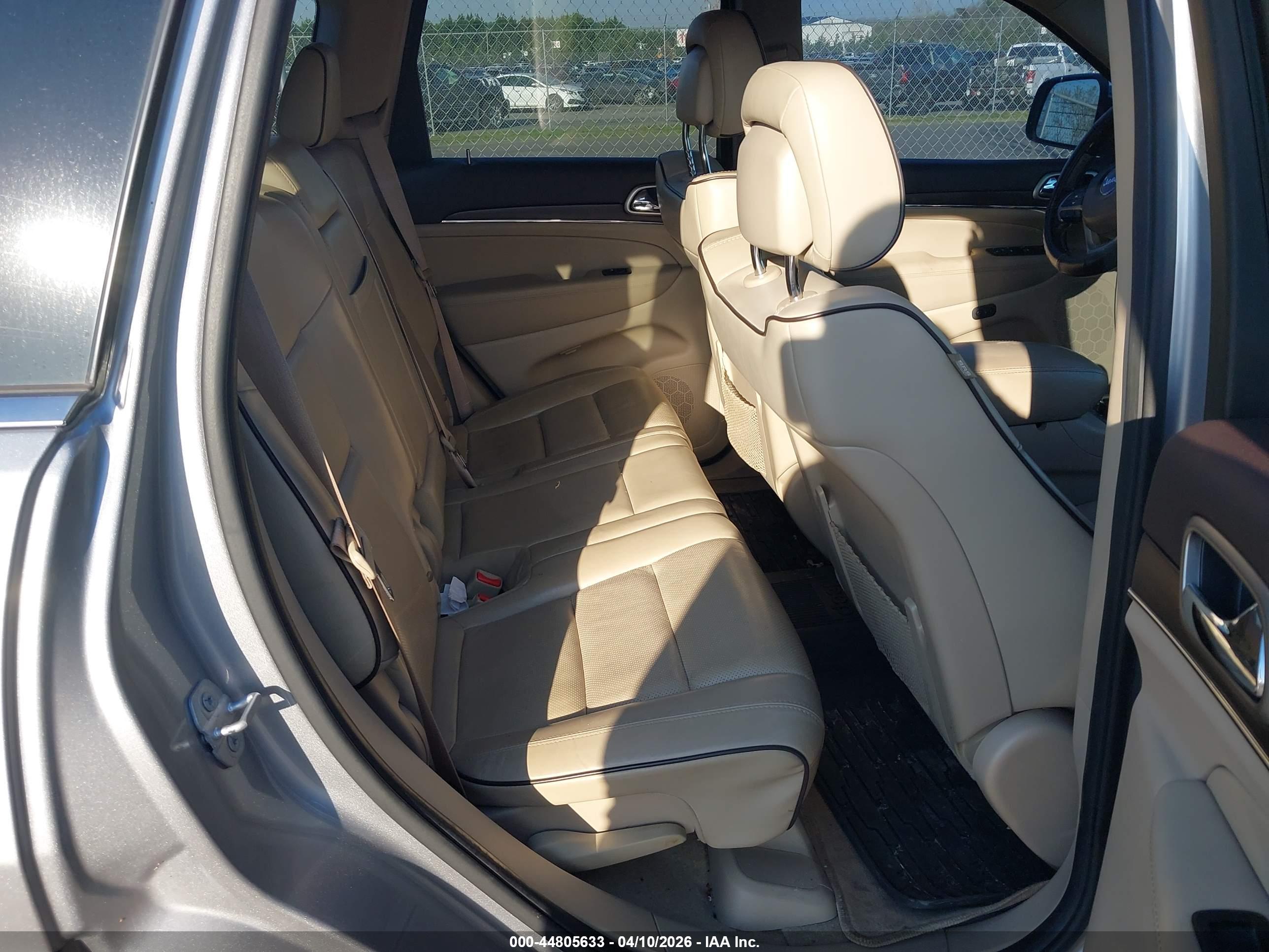 JEEP GRAND image 8