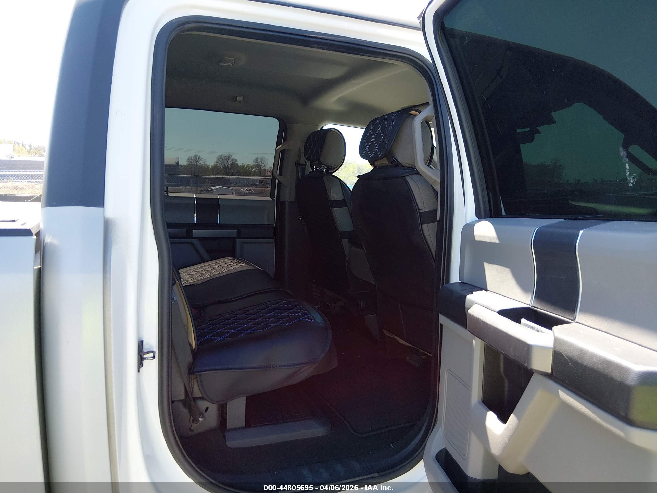FORD F-250 image 8