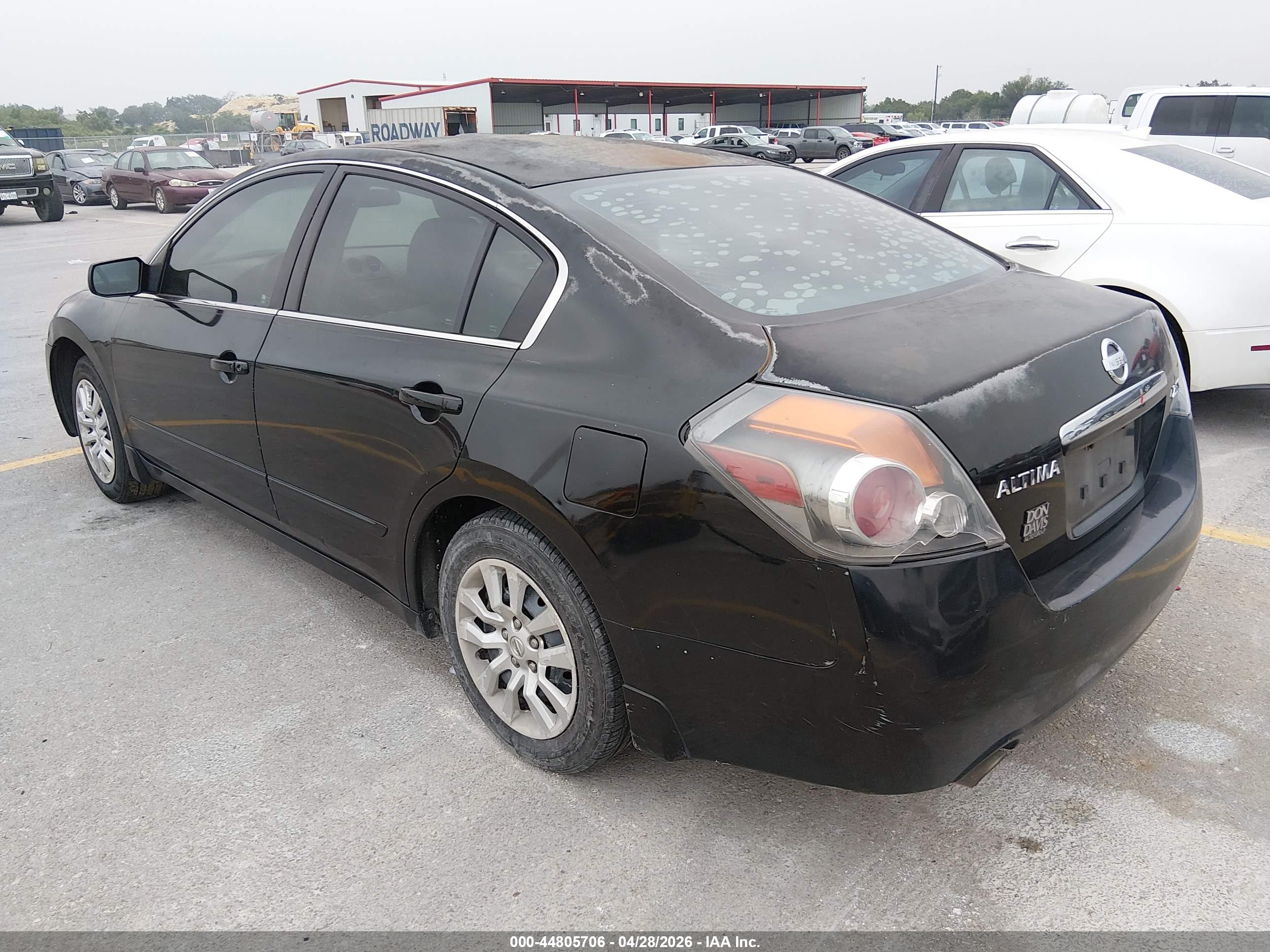 NISSAN ALTIMA image 3