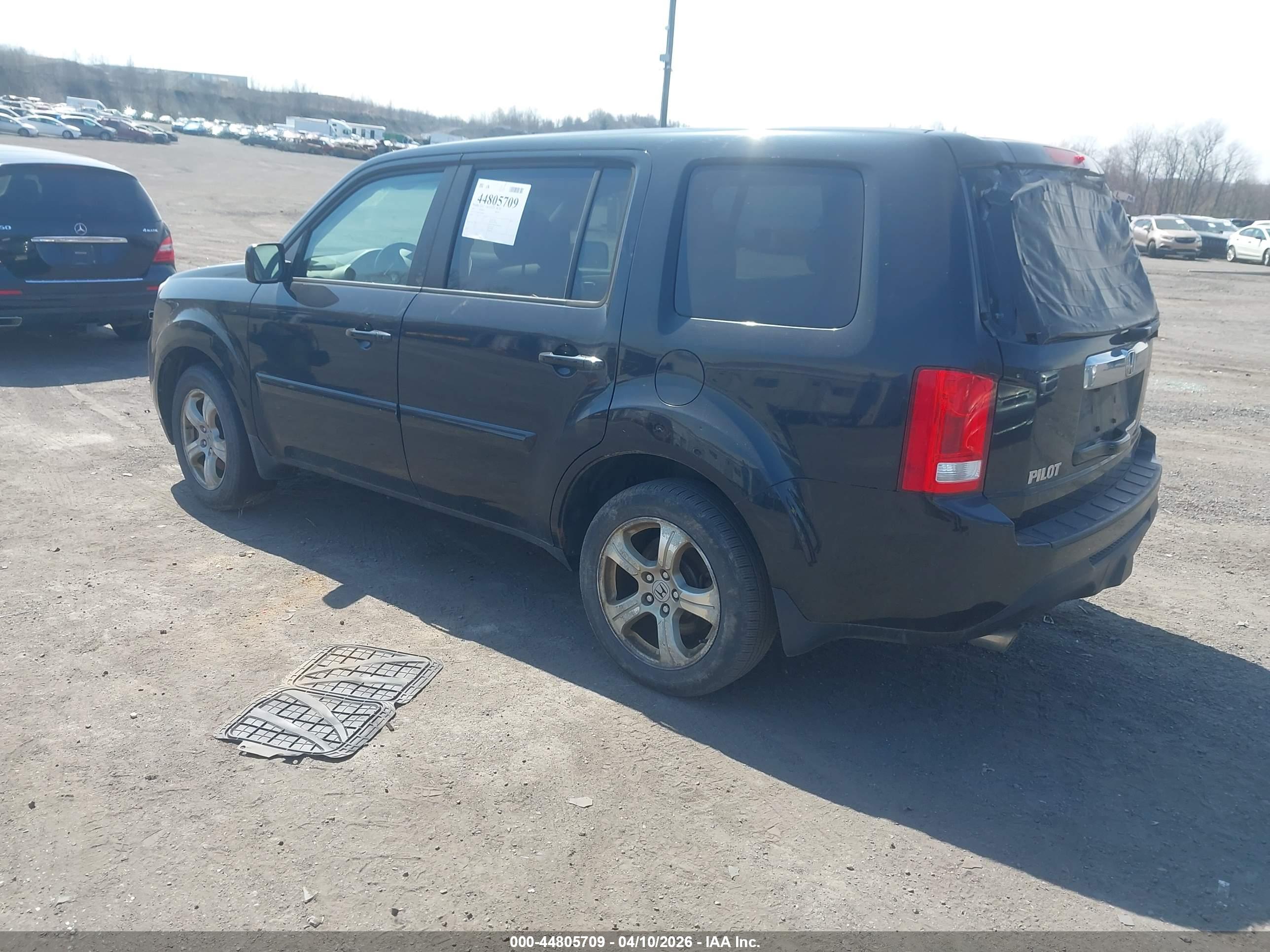 HONDA PILOT image 3