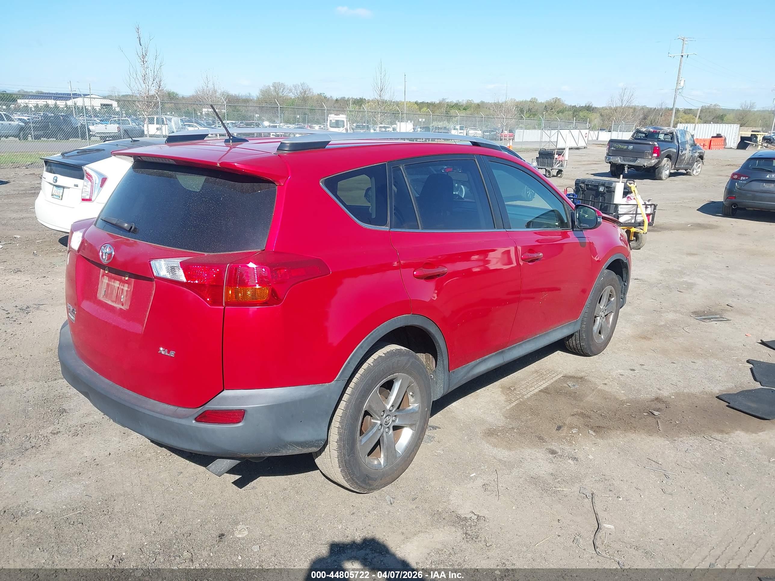 TOYOTA RAV4 image 4