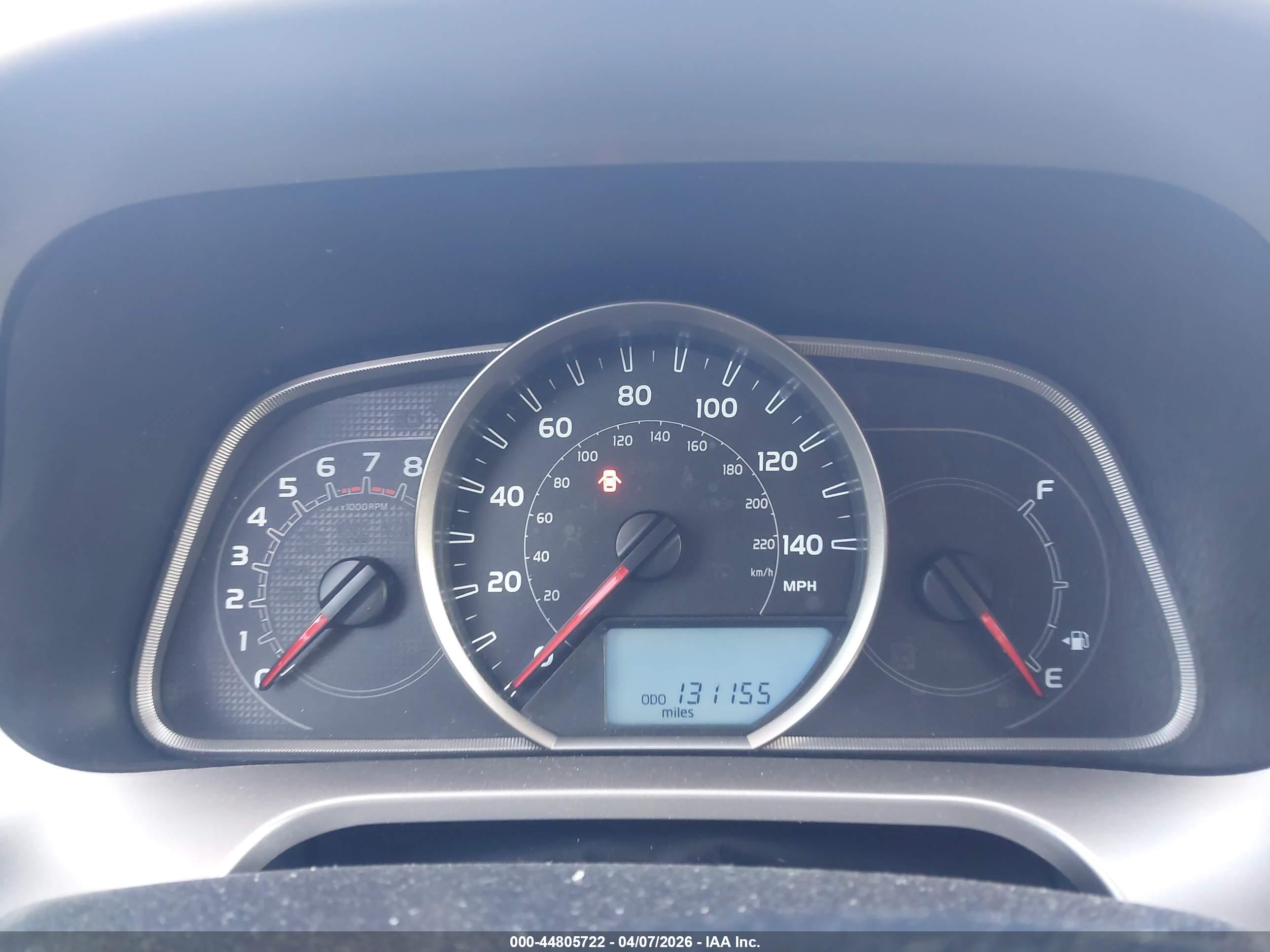 TOYOTA RAV4 image 7