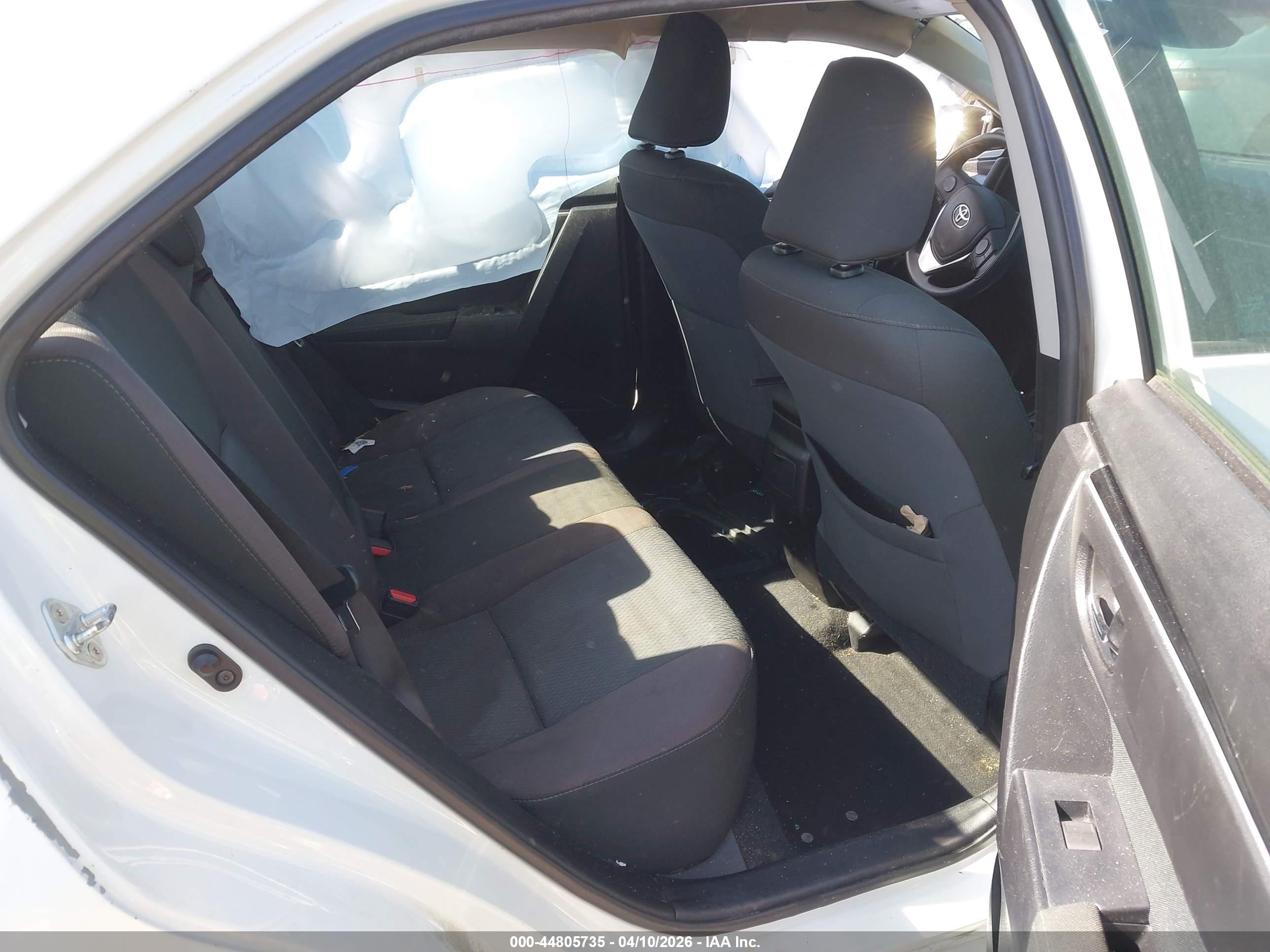 TOYOTA COROLLA image 8