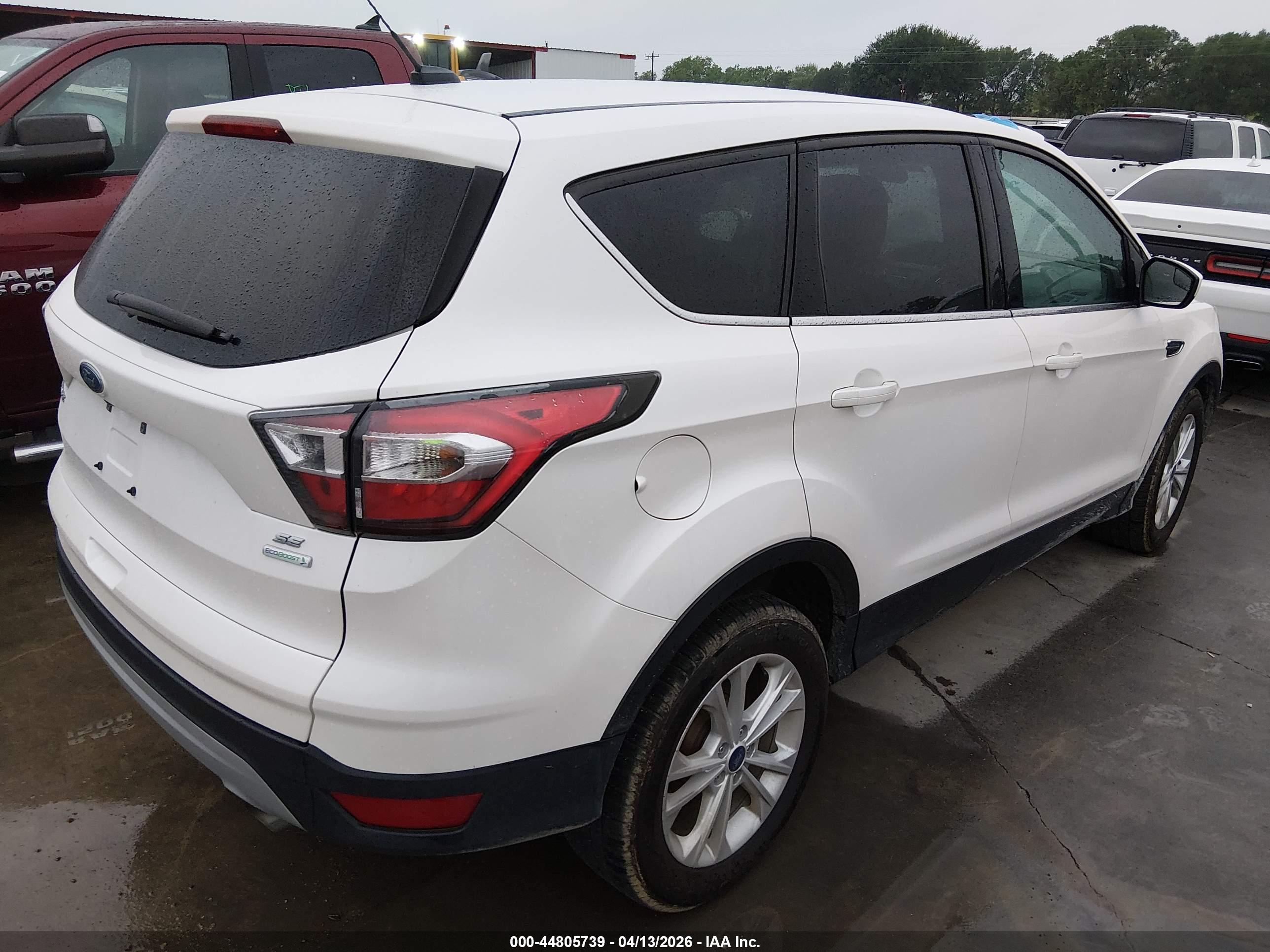 FORD ESCAPE image 4