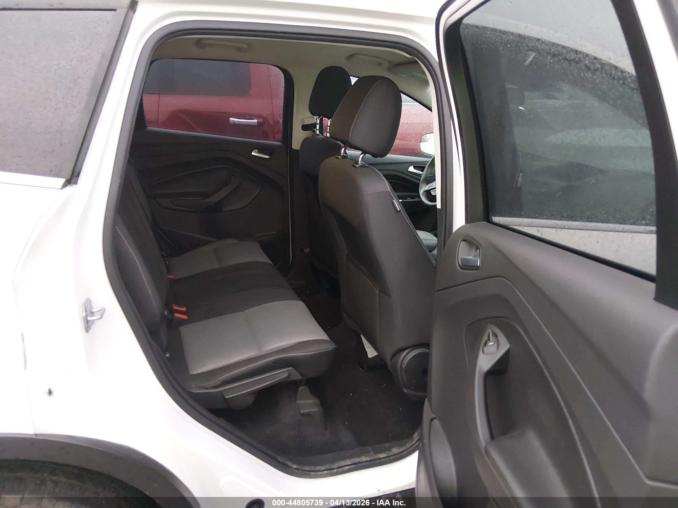 FORD ESCAPE image 8