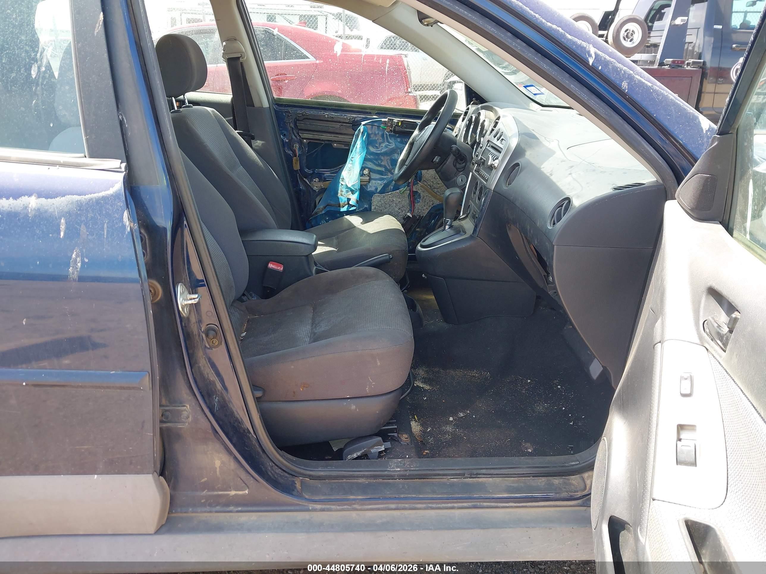 PONTIAC VIBE image 5