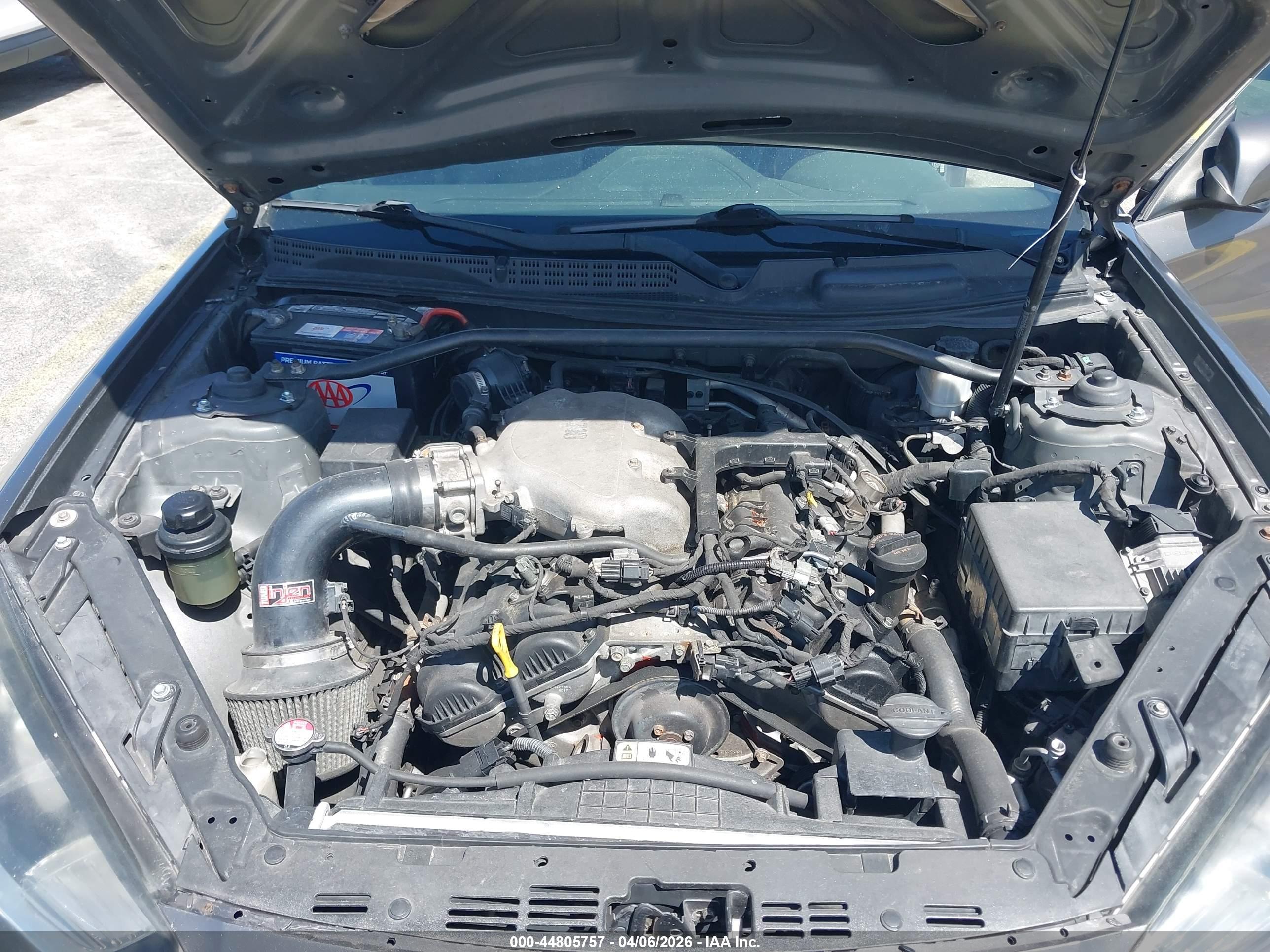 HYUNDAI GENESIS image 10
