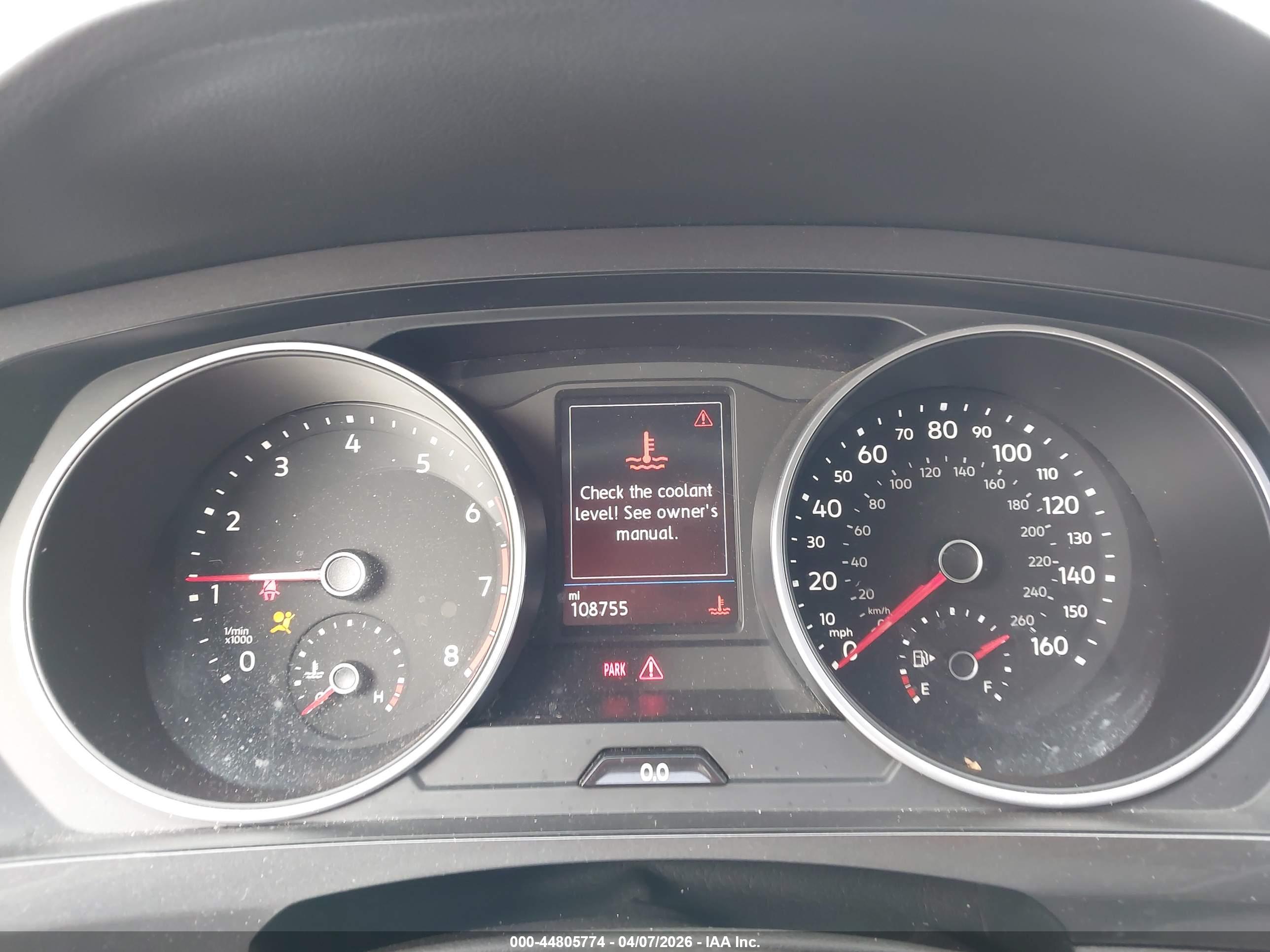 VOLKSWAGEN TIGUAN image 7