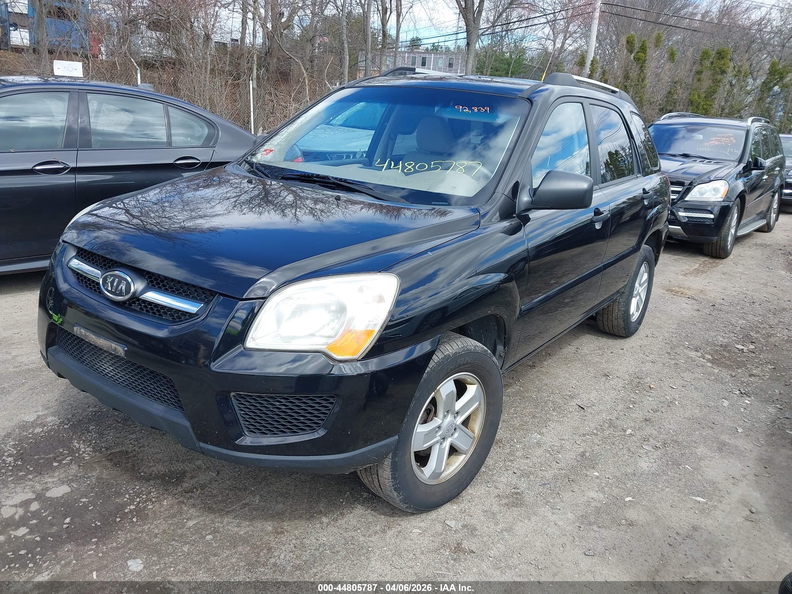 KIA SPORTAGE image 2