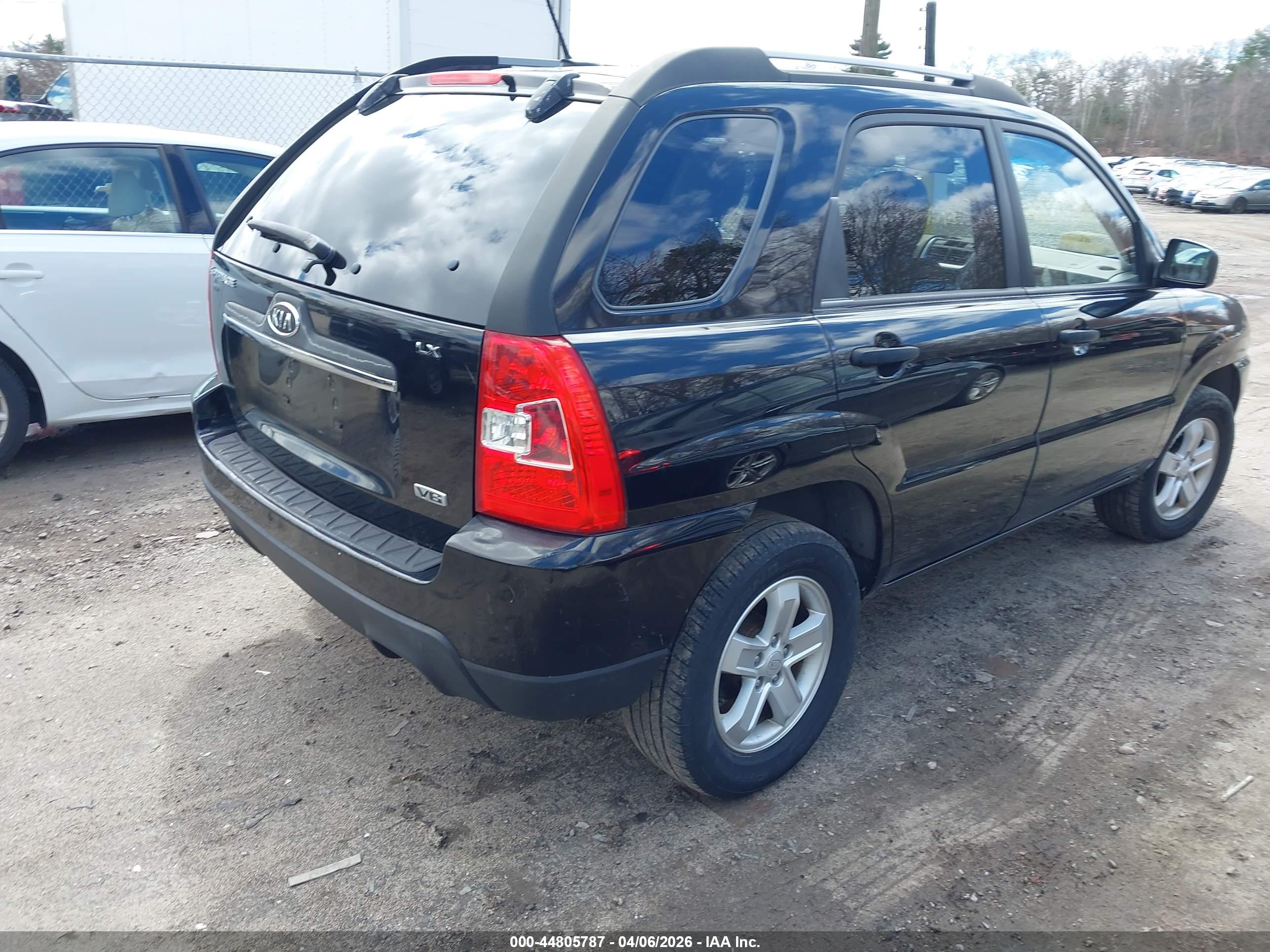 KIA SPORTAGE image 4