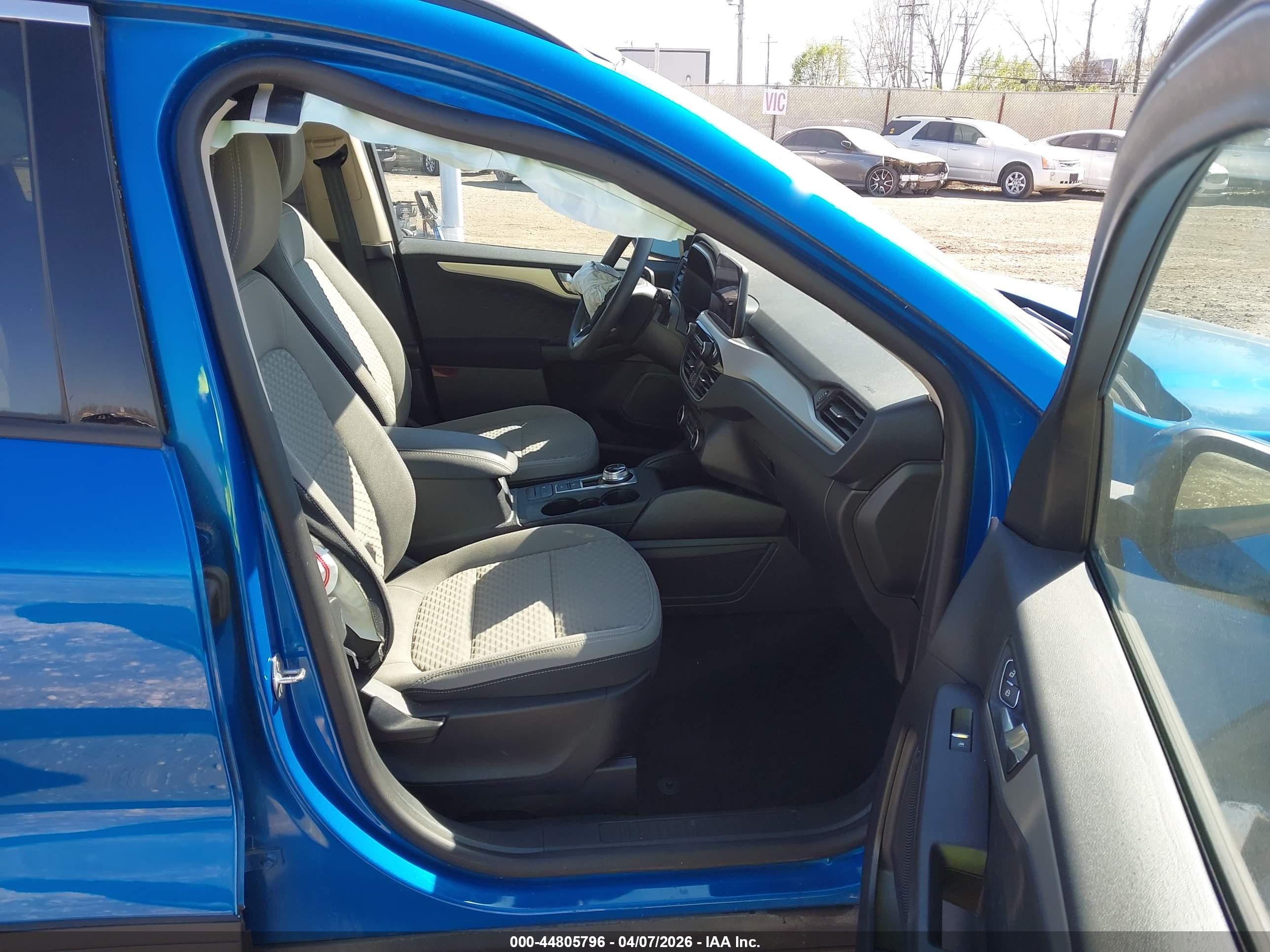 FORD ESCAPE image 5