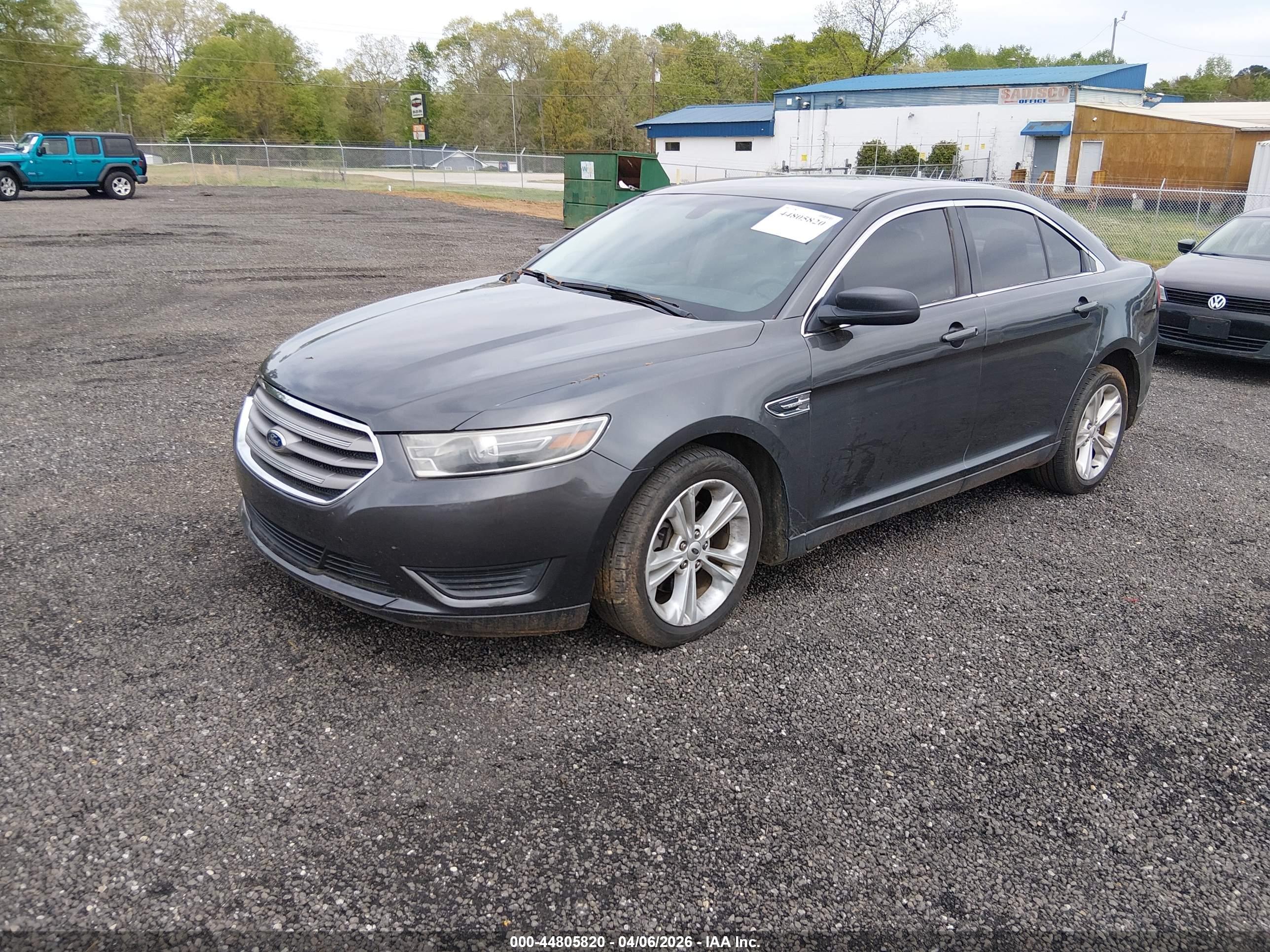FORD TAURUS image 2