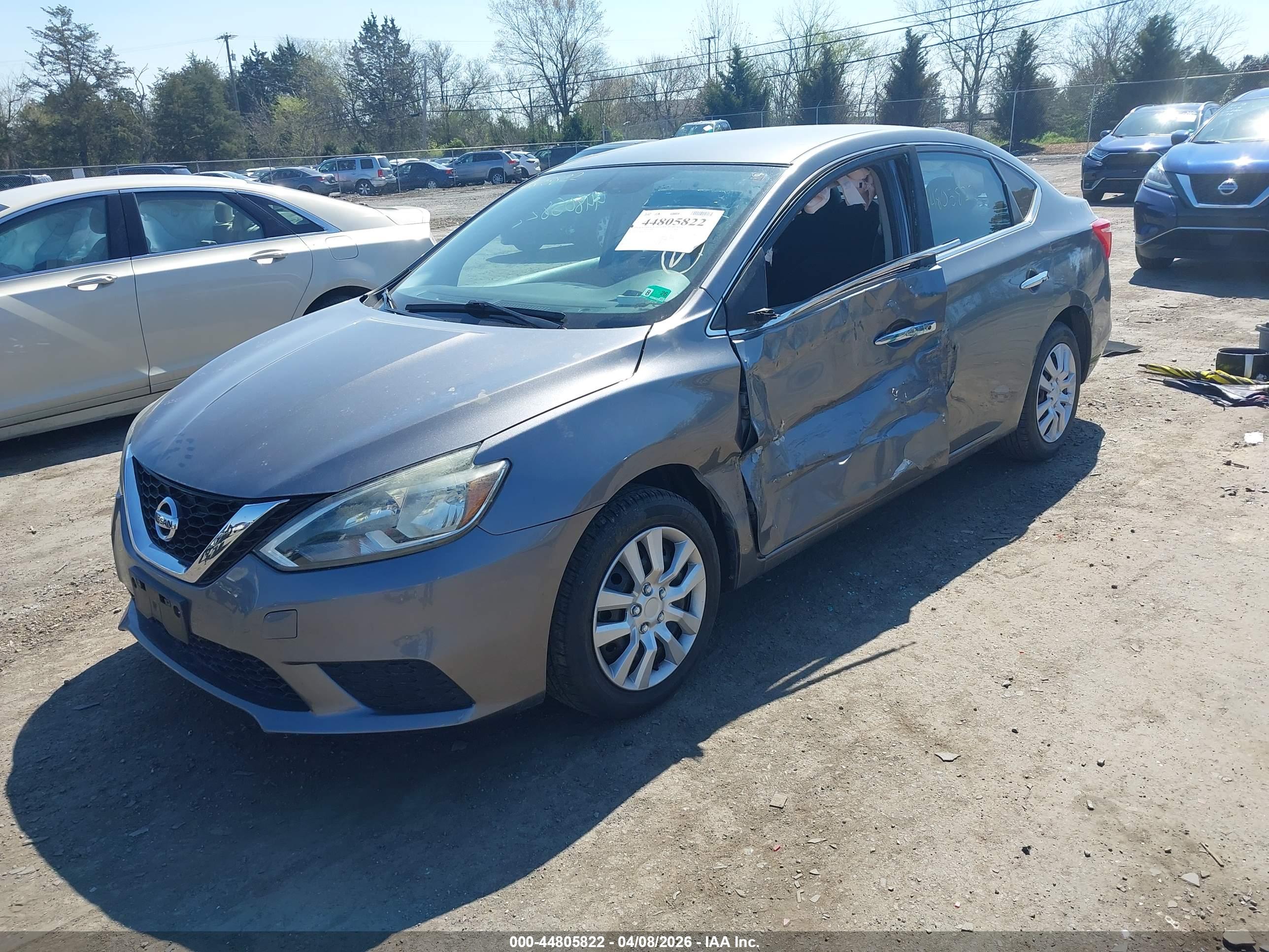 NISSAN SENTRA image 2