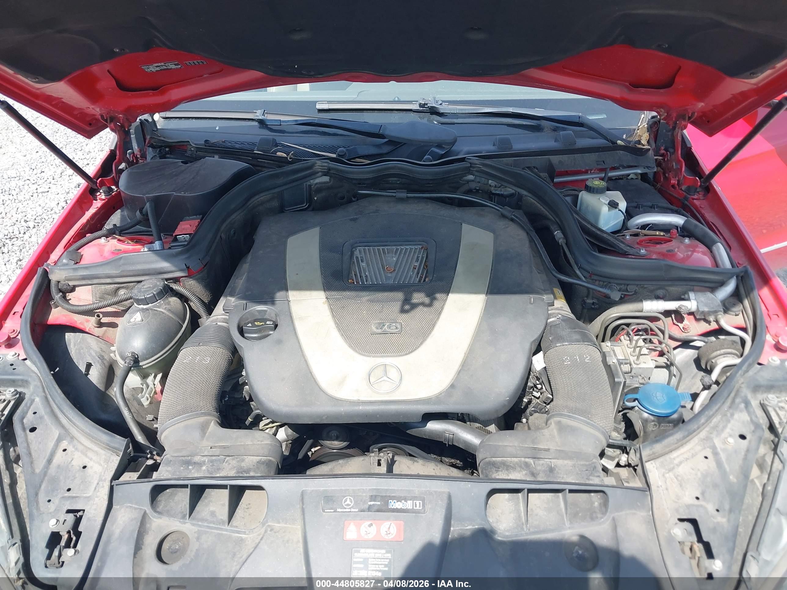 MERCEDES-BENZ E image 10