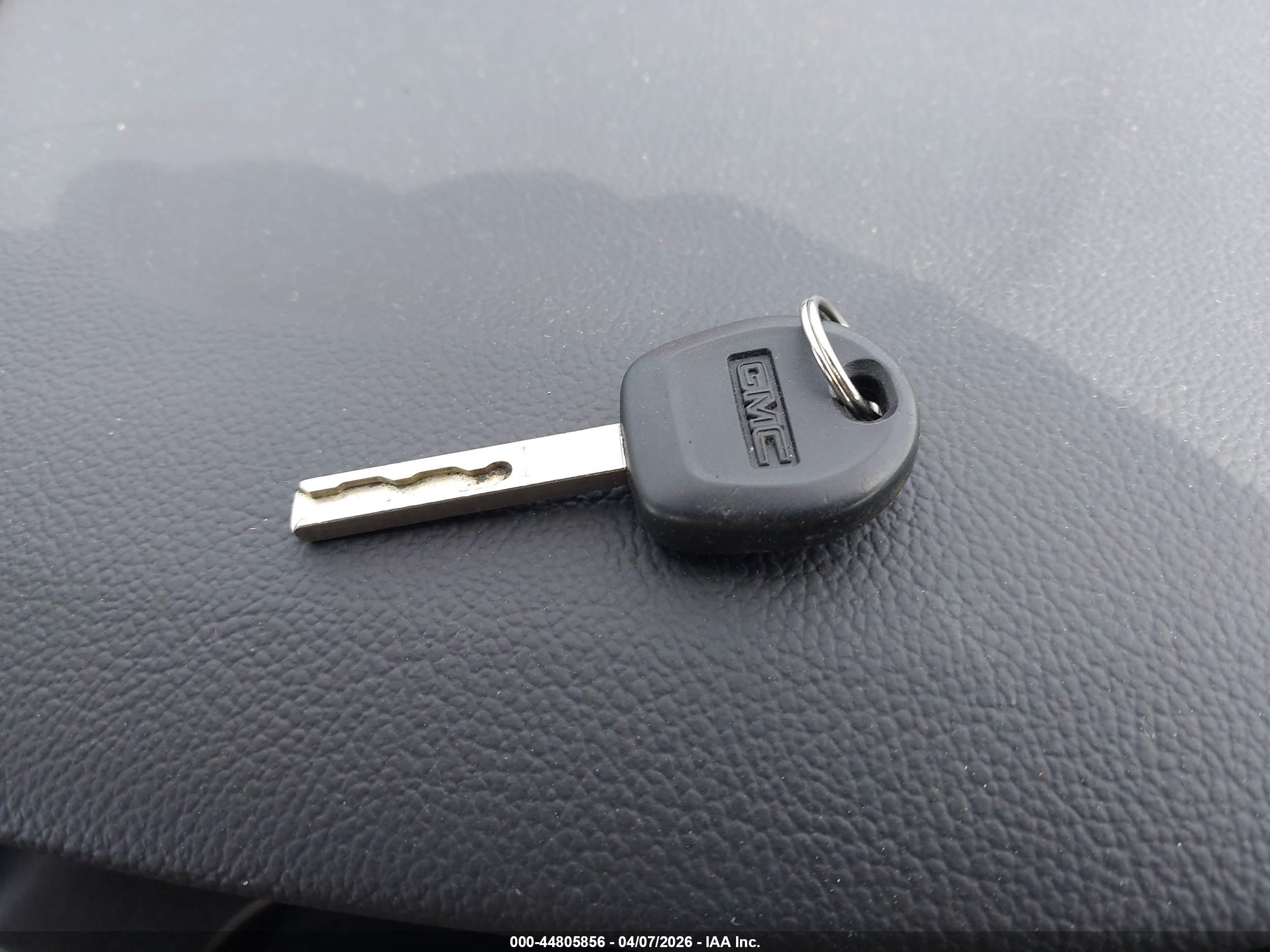 GMC CANYON image 11