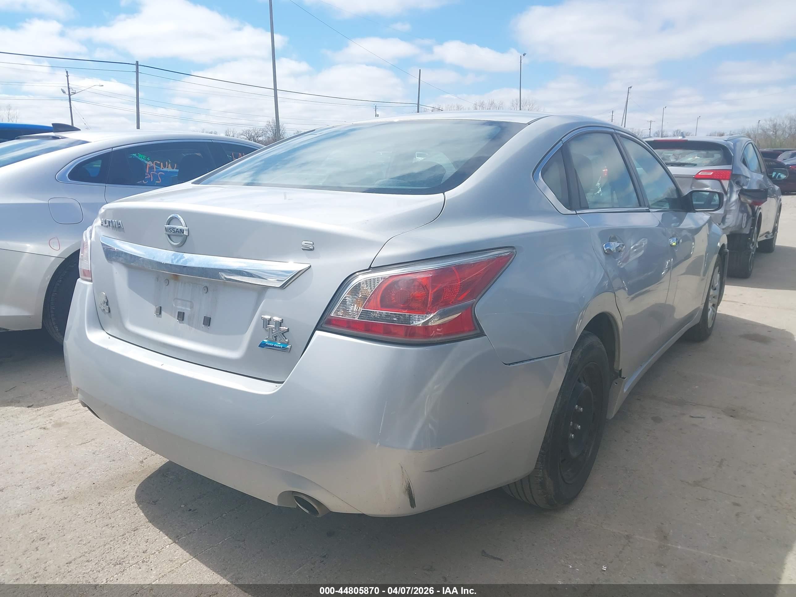 NISSAN ALTIMA image 4