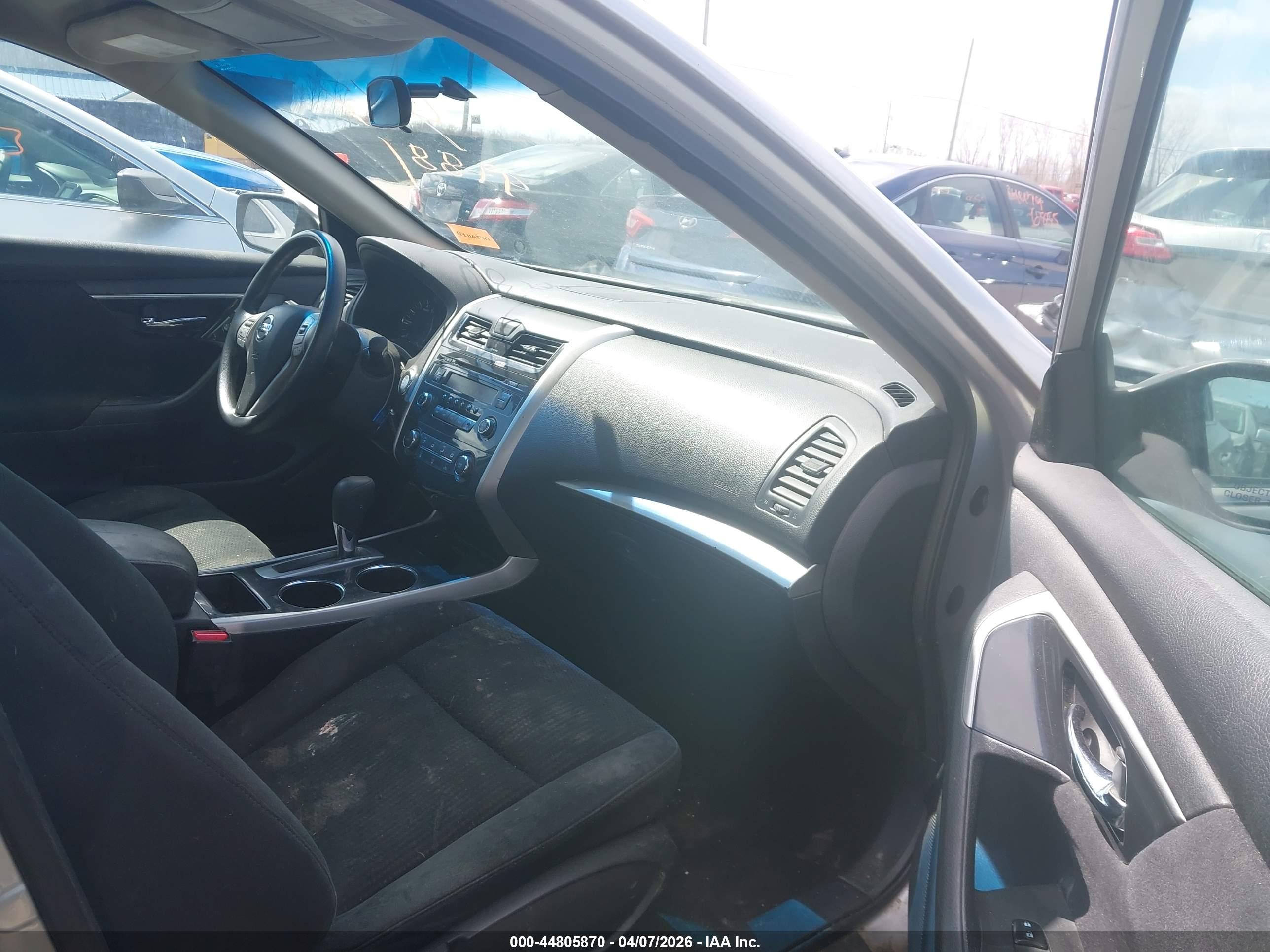 NISSAN ALTIMA image 5