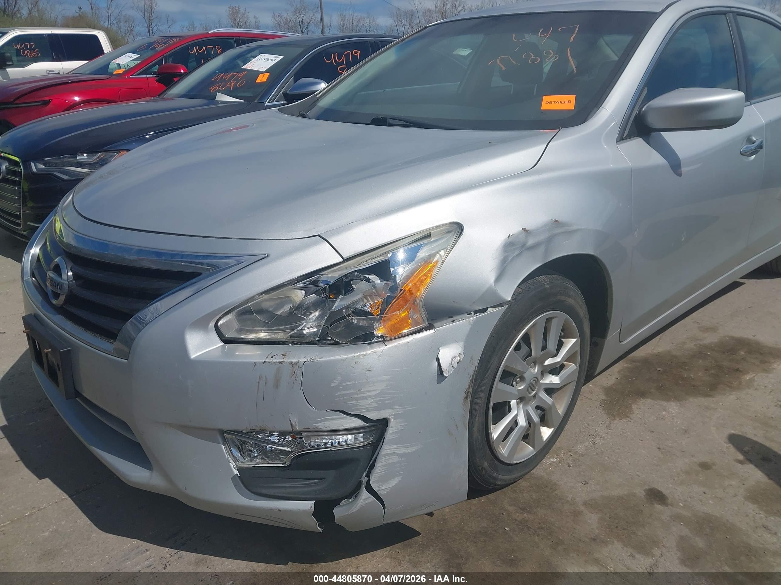 NISSAN ALTIMA image 6