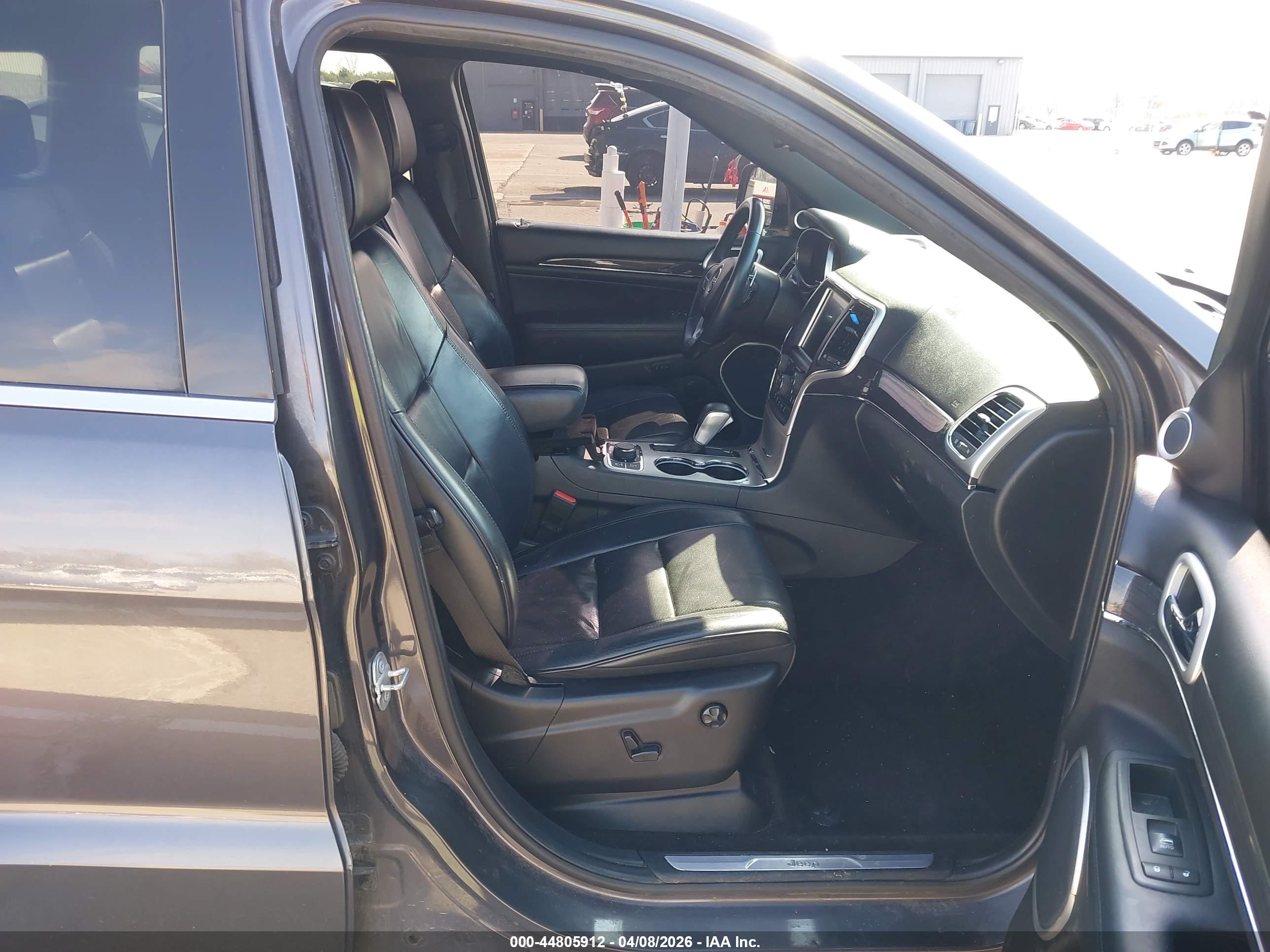JEEP GRAND image 5