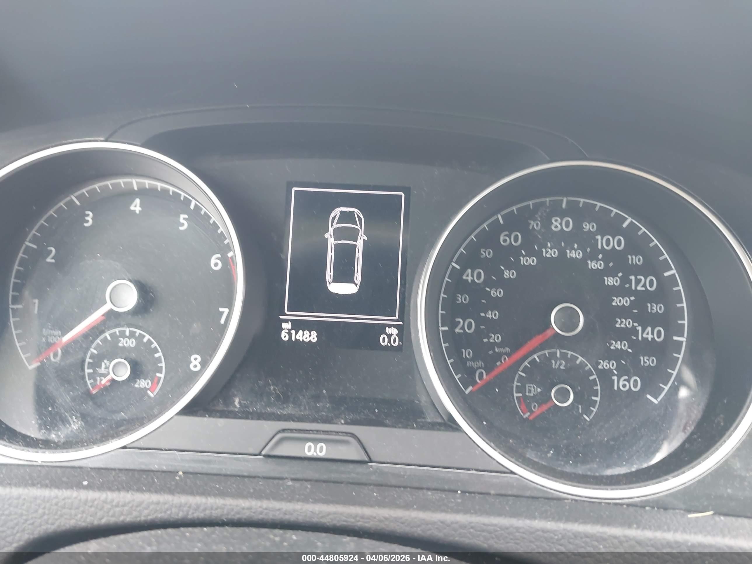 VOLKSWAGEN GOLF image 7