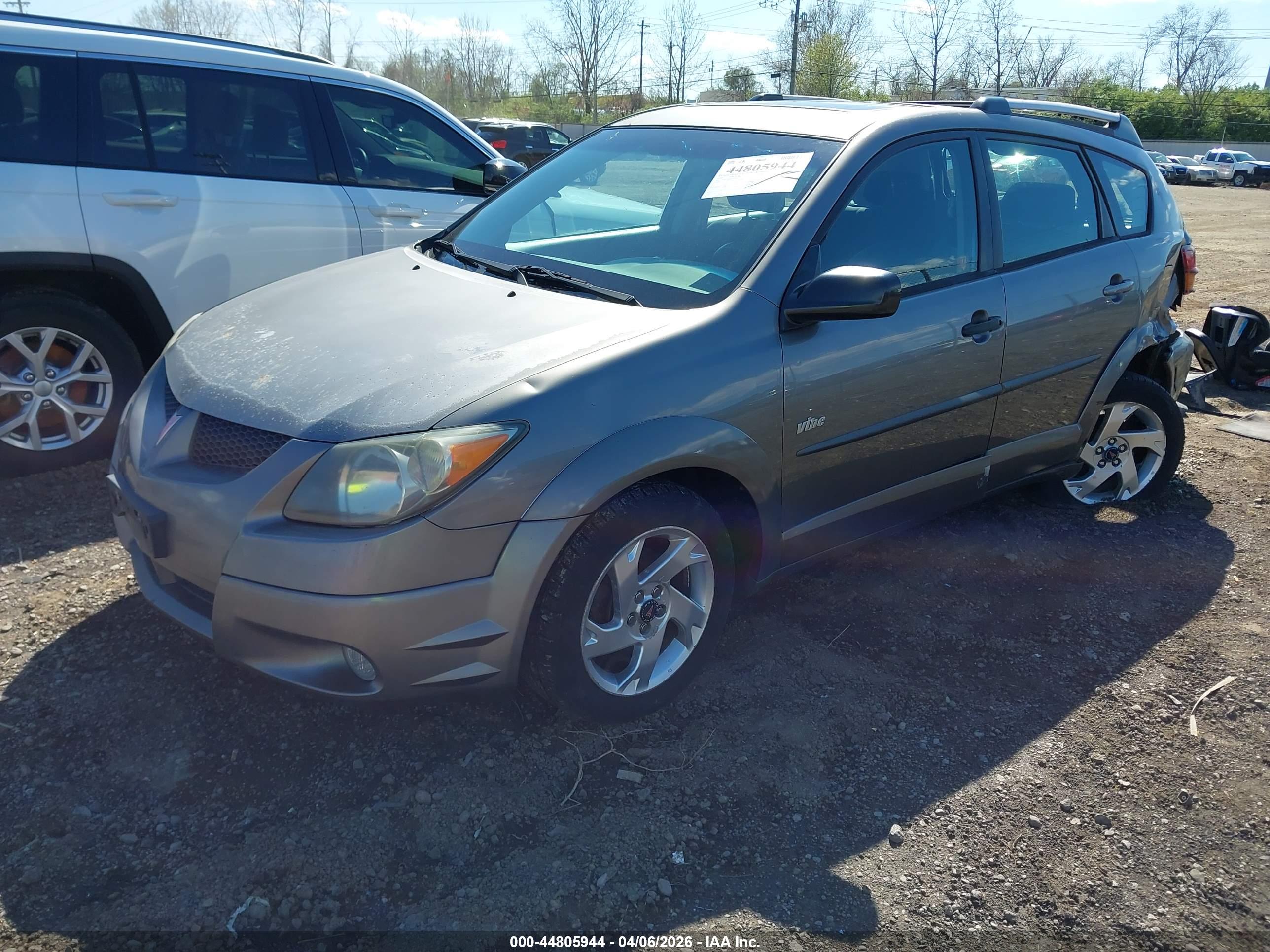 PONTIAC VIBE image 2