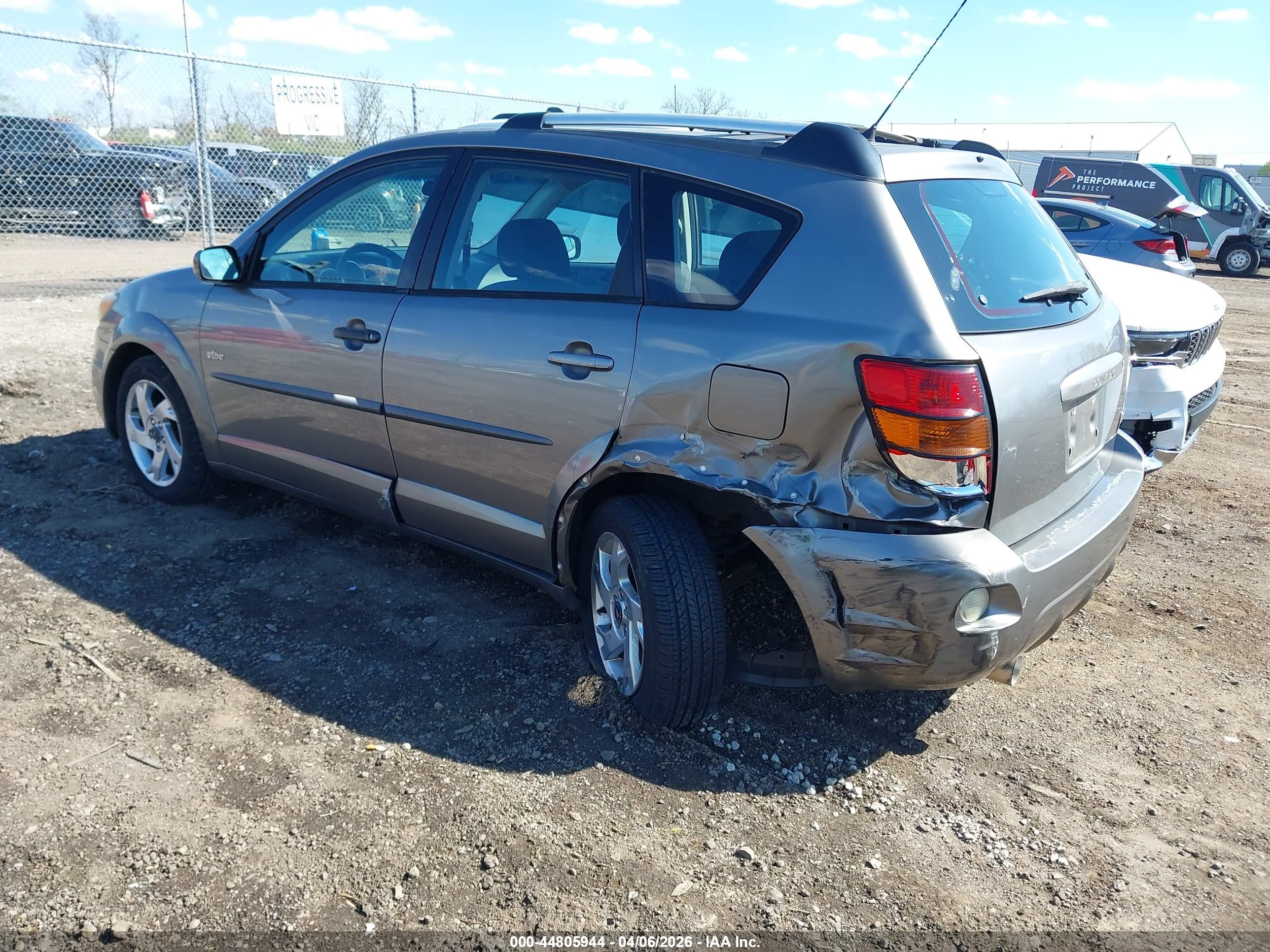 PONTIAC VIBE image 3