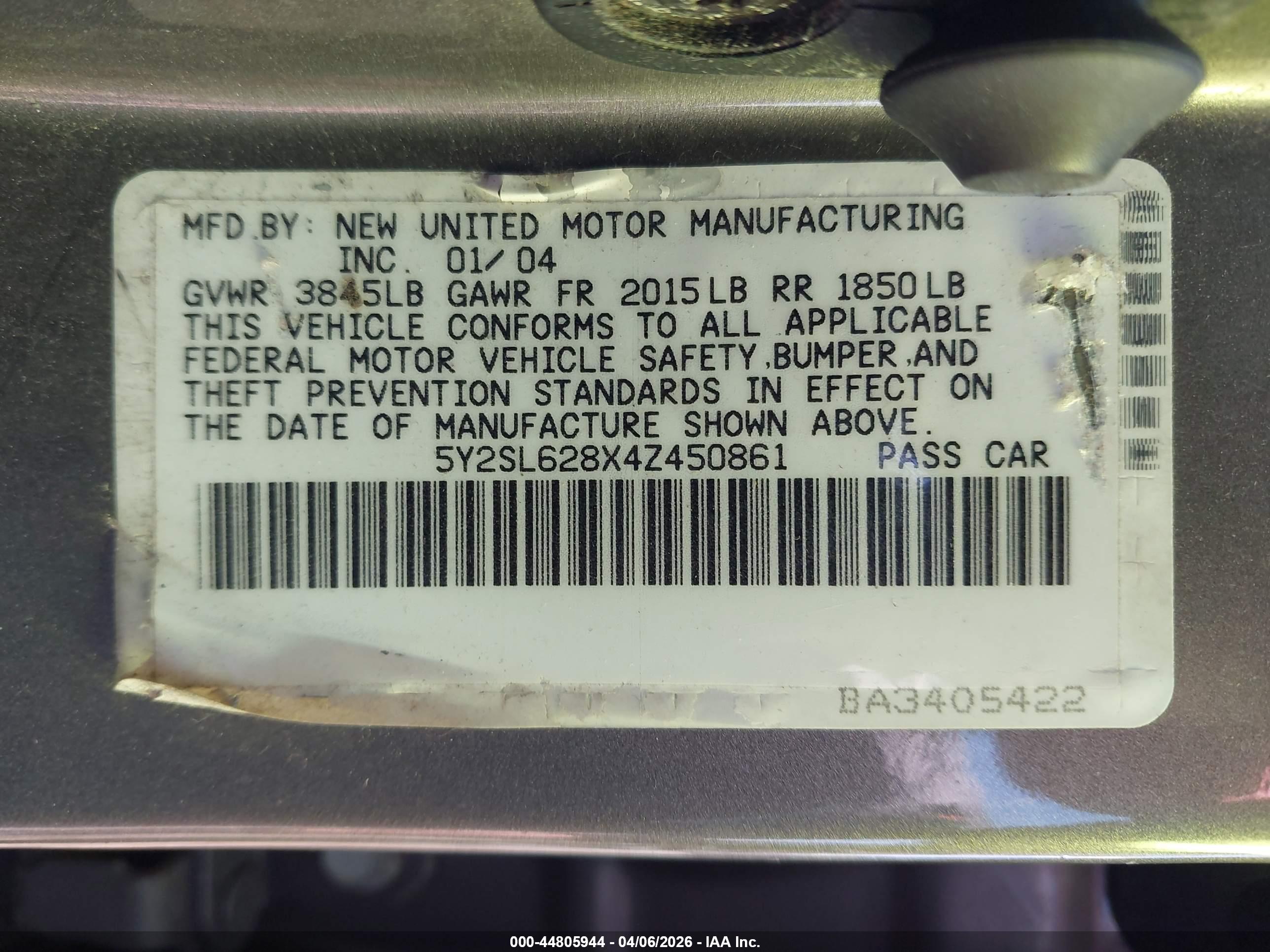 PONTIAC VIBE image 9
