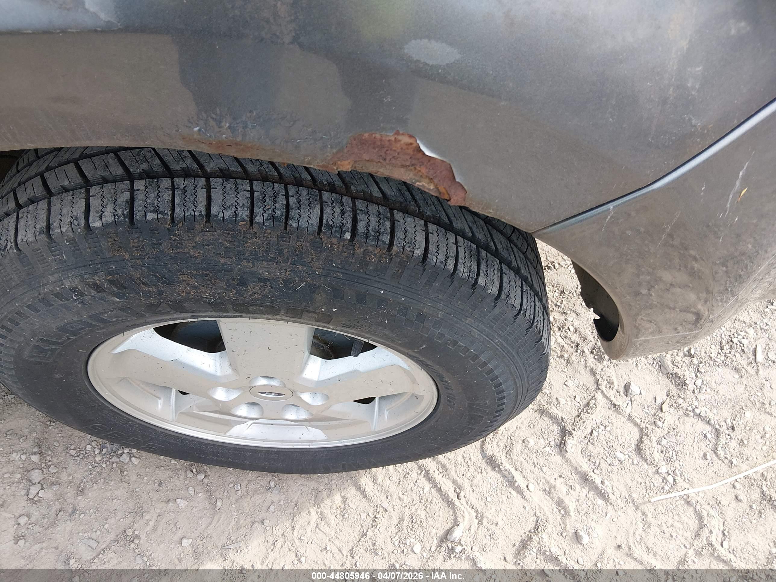 FORD ESCAPE image 6