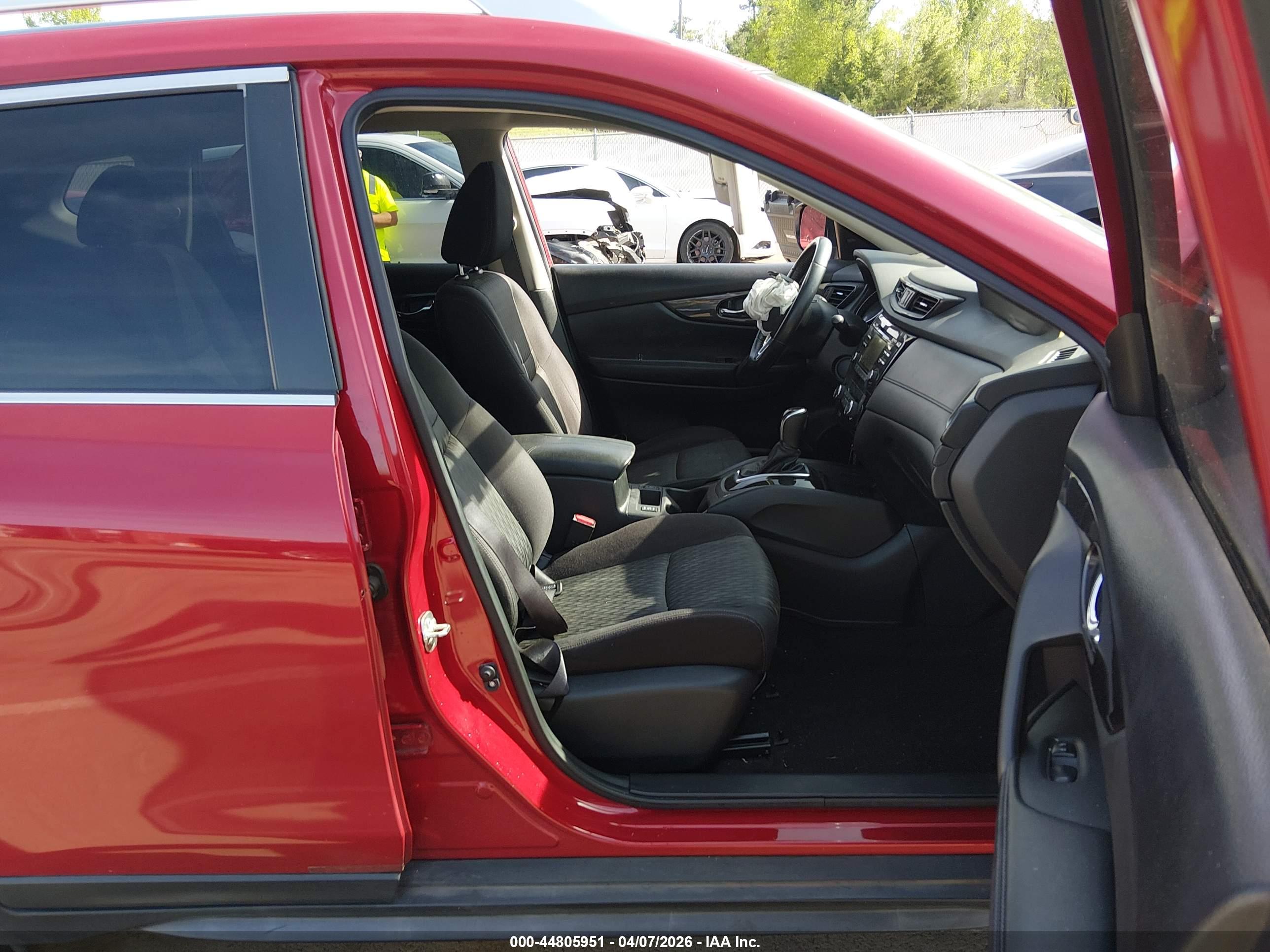NISSAN ROGUE image 5