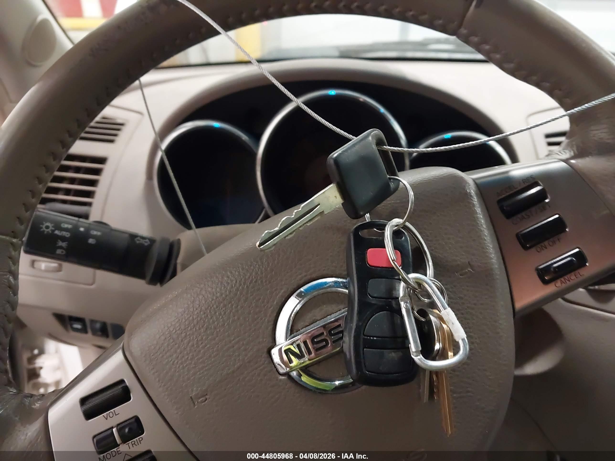 NISSAN ALTIMA image 11