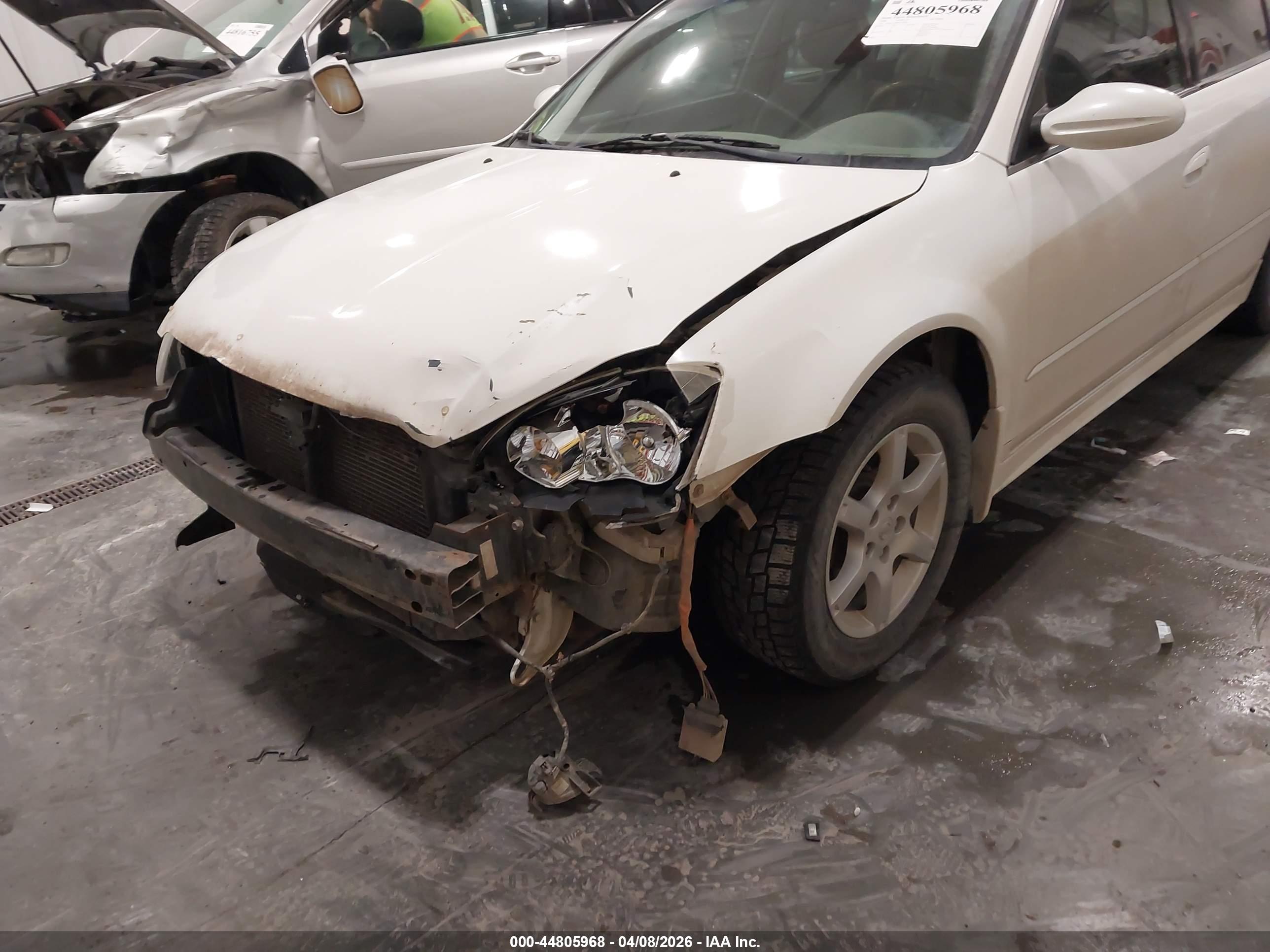NISSAN ALTIMA image 6