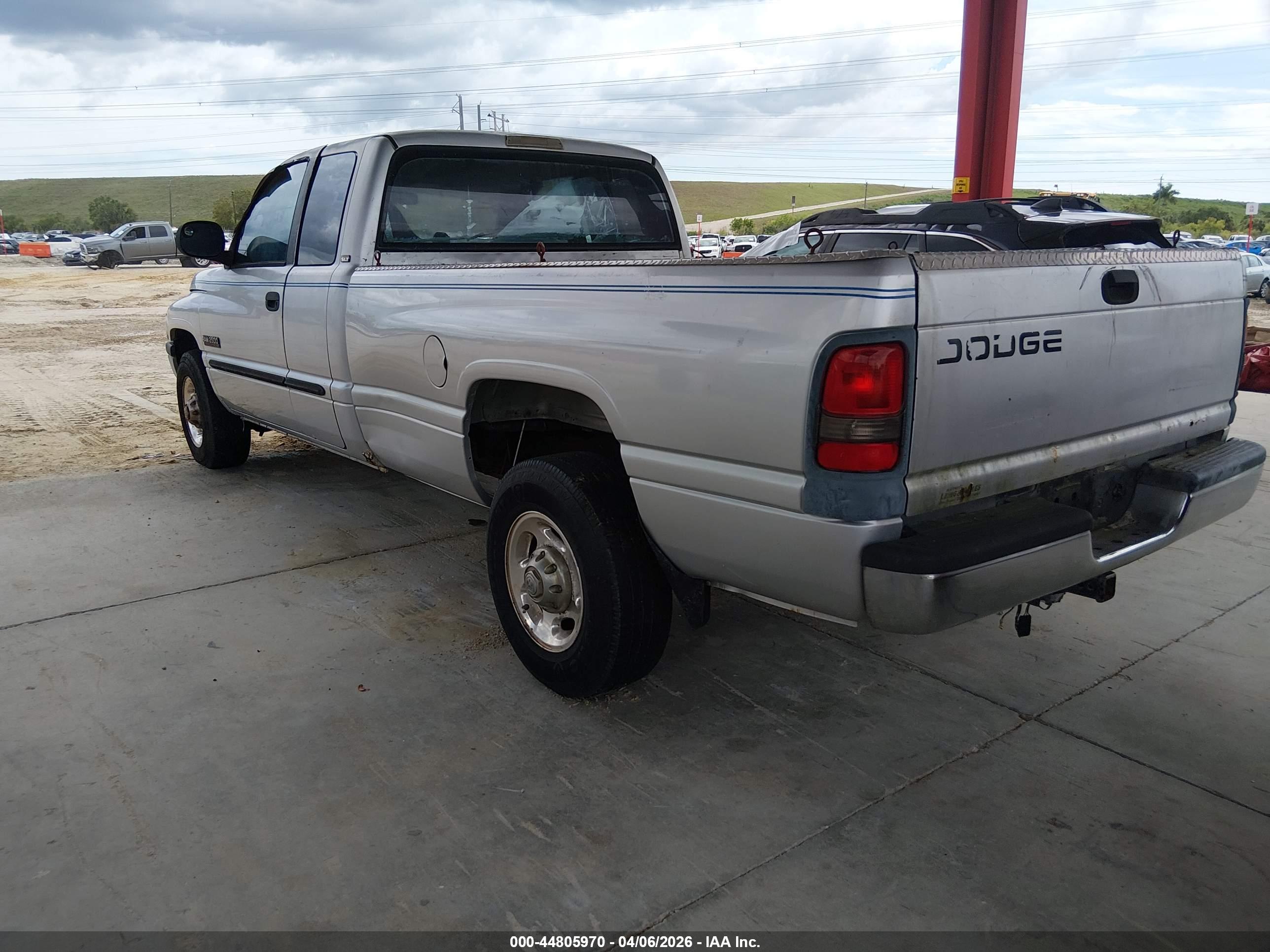 DODGE RAM image 3