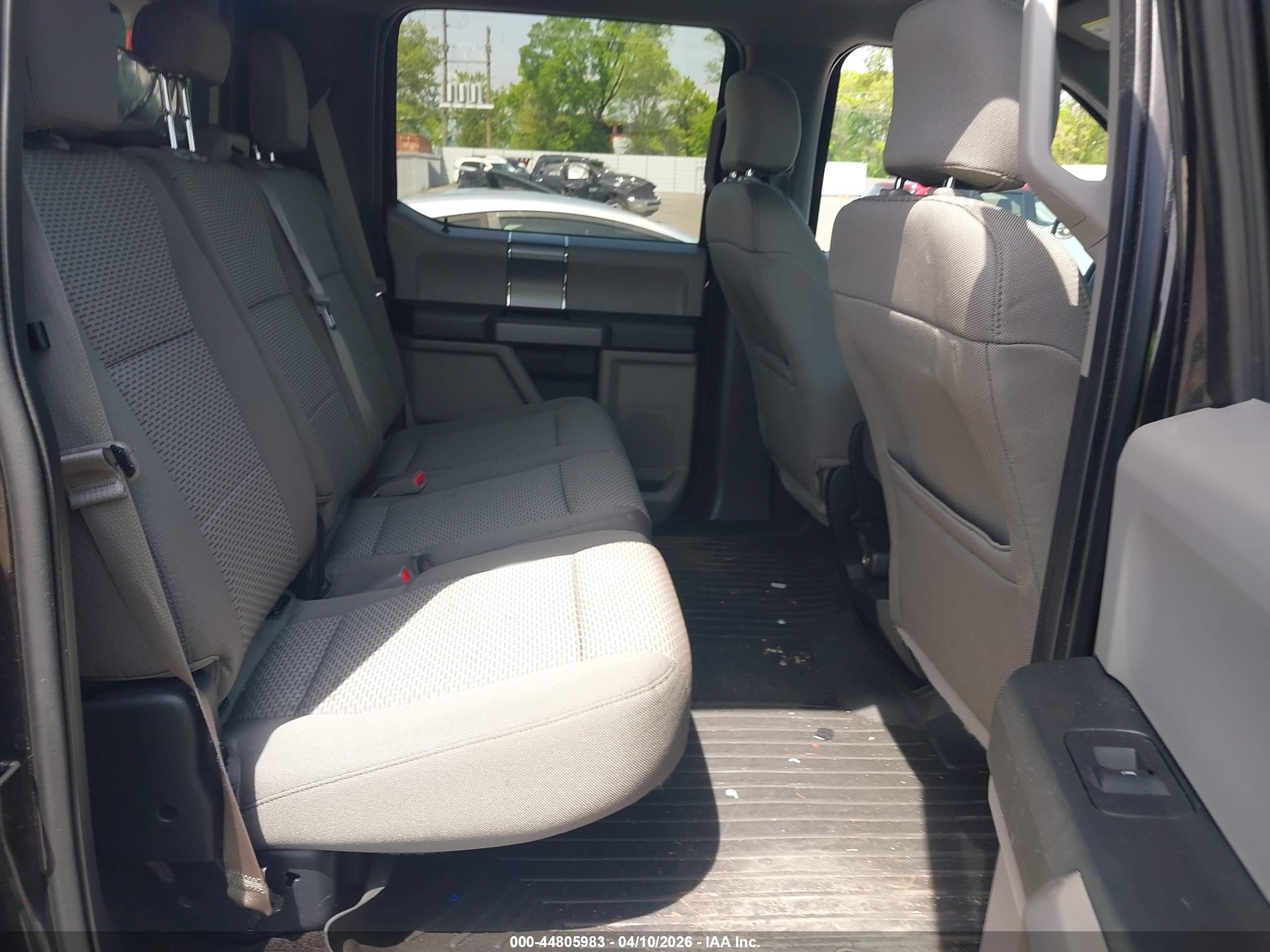 FORD F-150 image 8