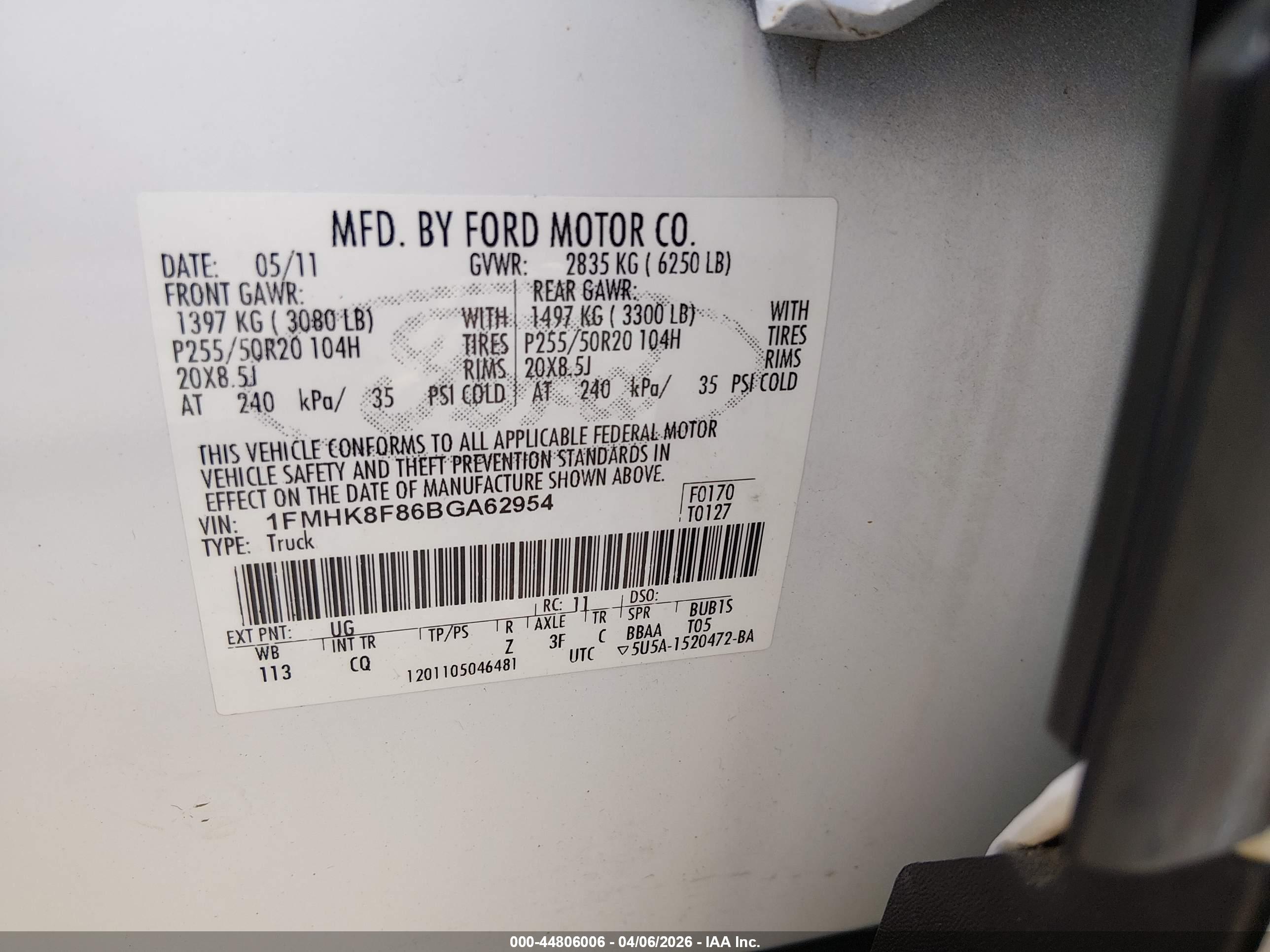 FORD EXPLORER image 9
