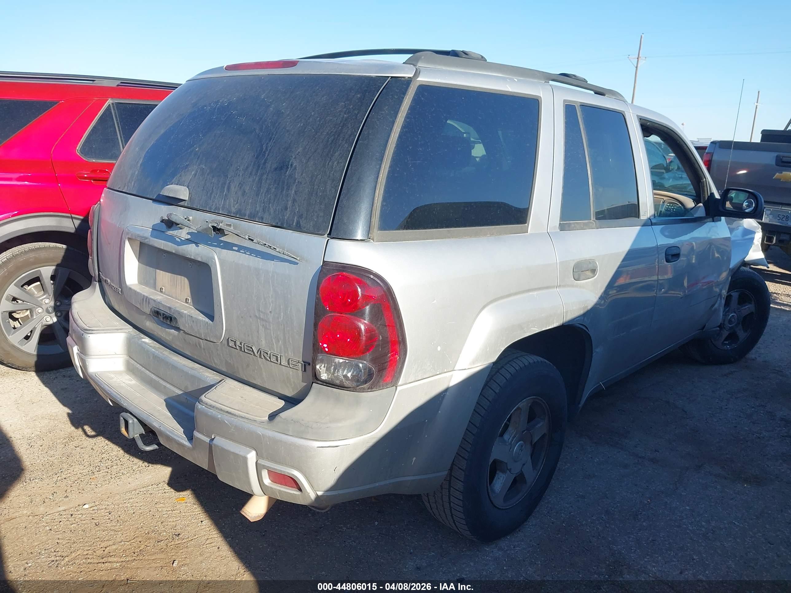CHEVROLET TRAILBLAZER image 4