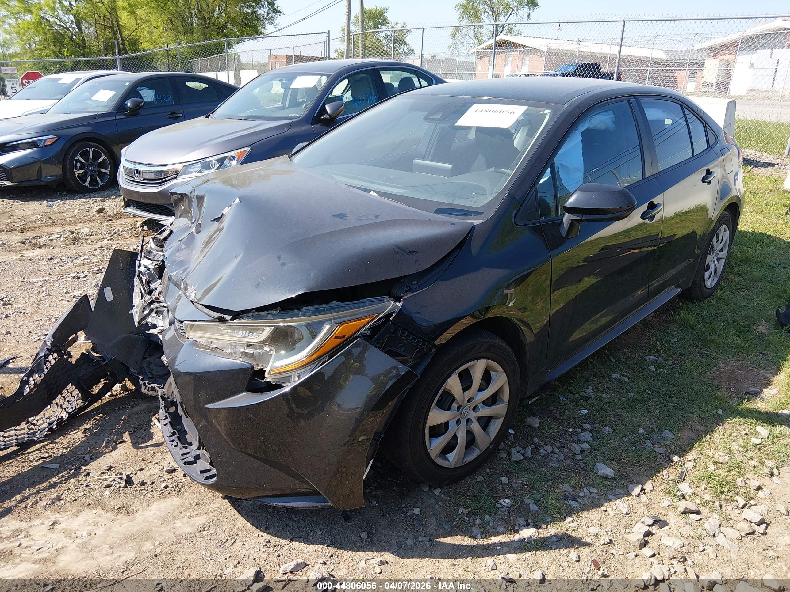 TOYOTA COROLLA image 2