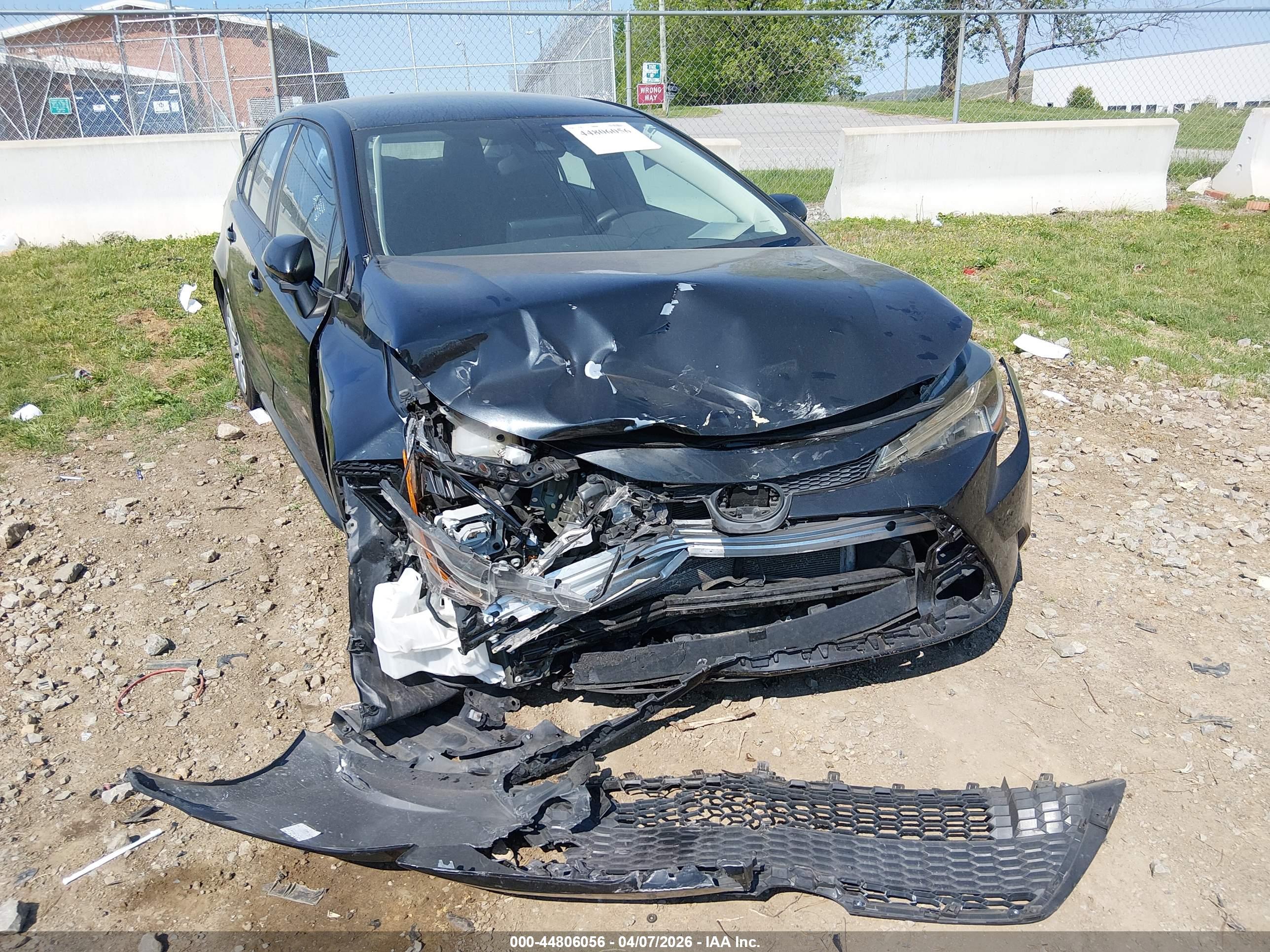 TOYOTA COROLLA image 6