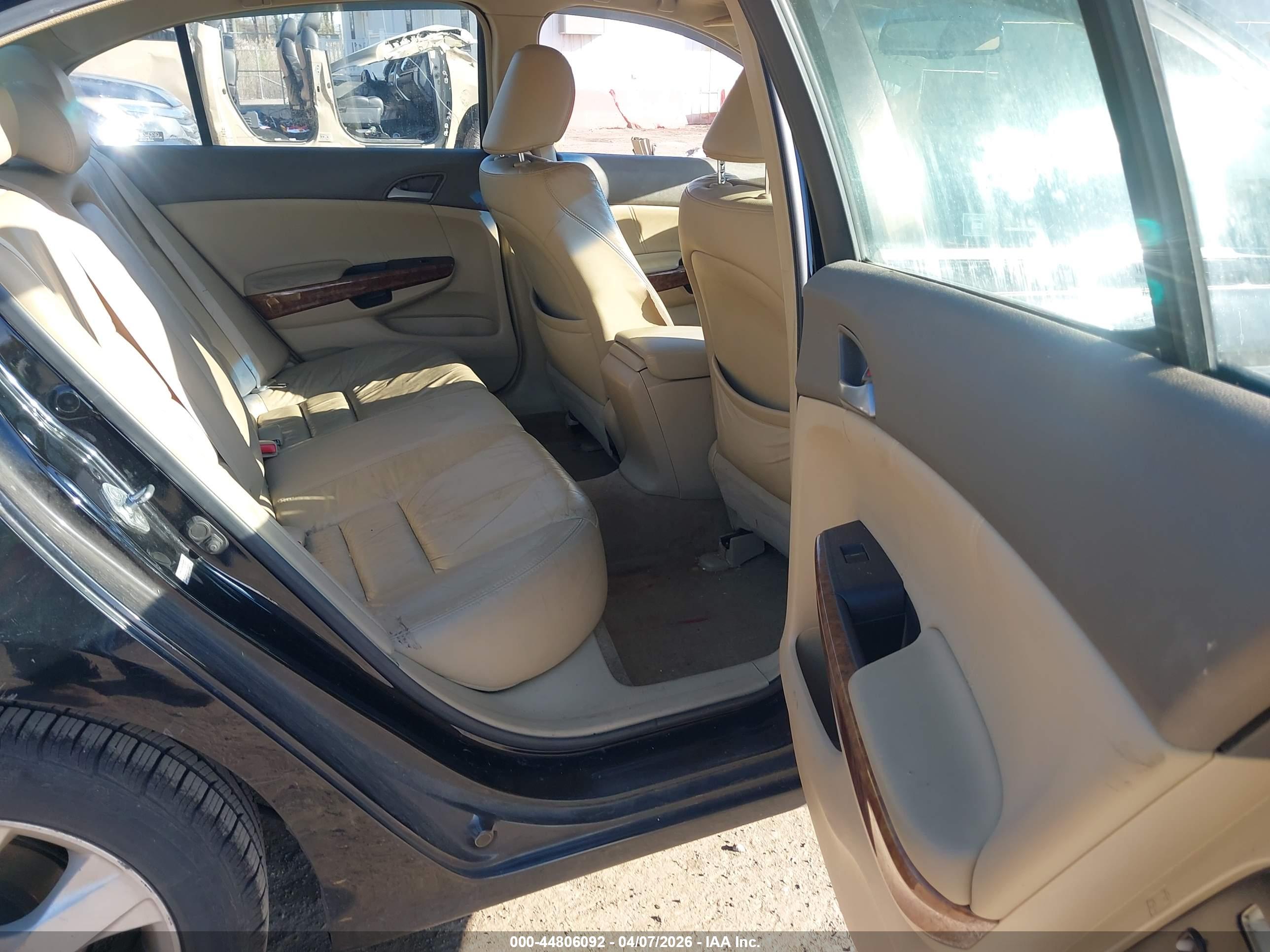 HONDA ACCORD image 8