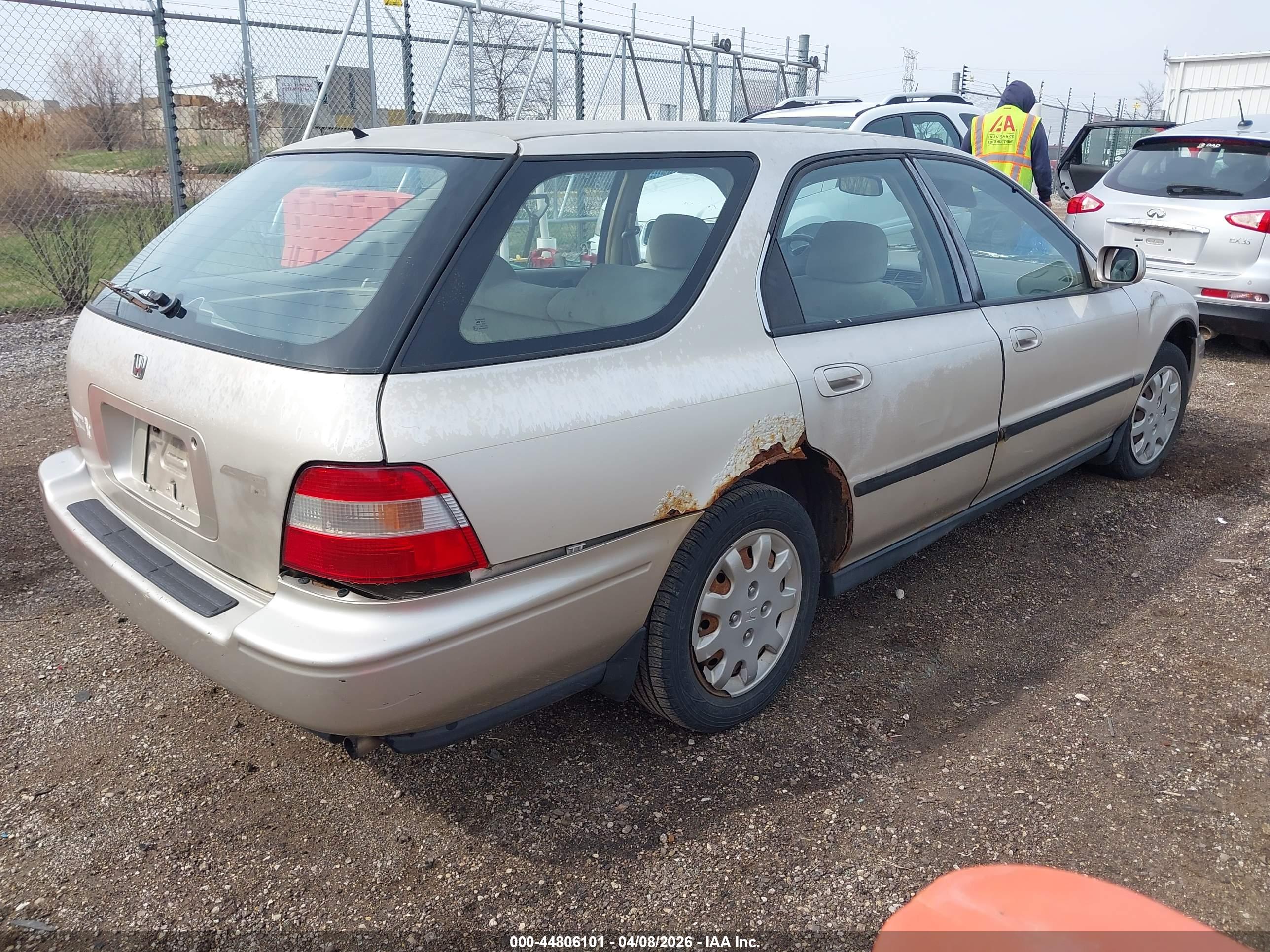 HONDA ACCORD image 4