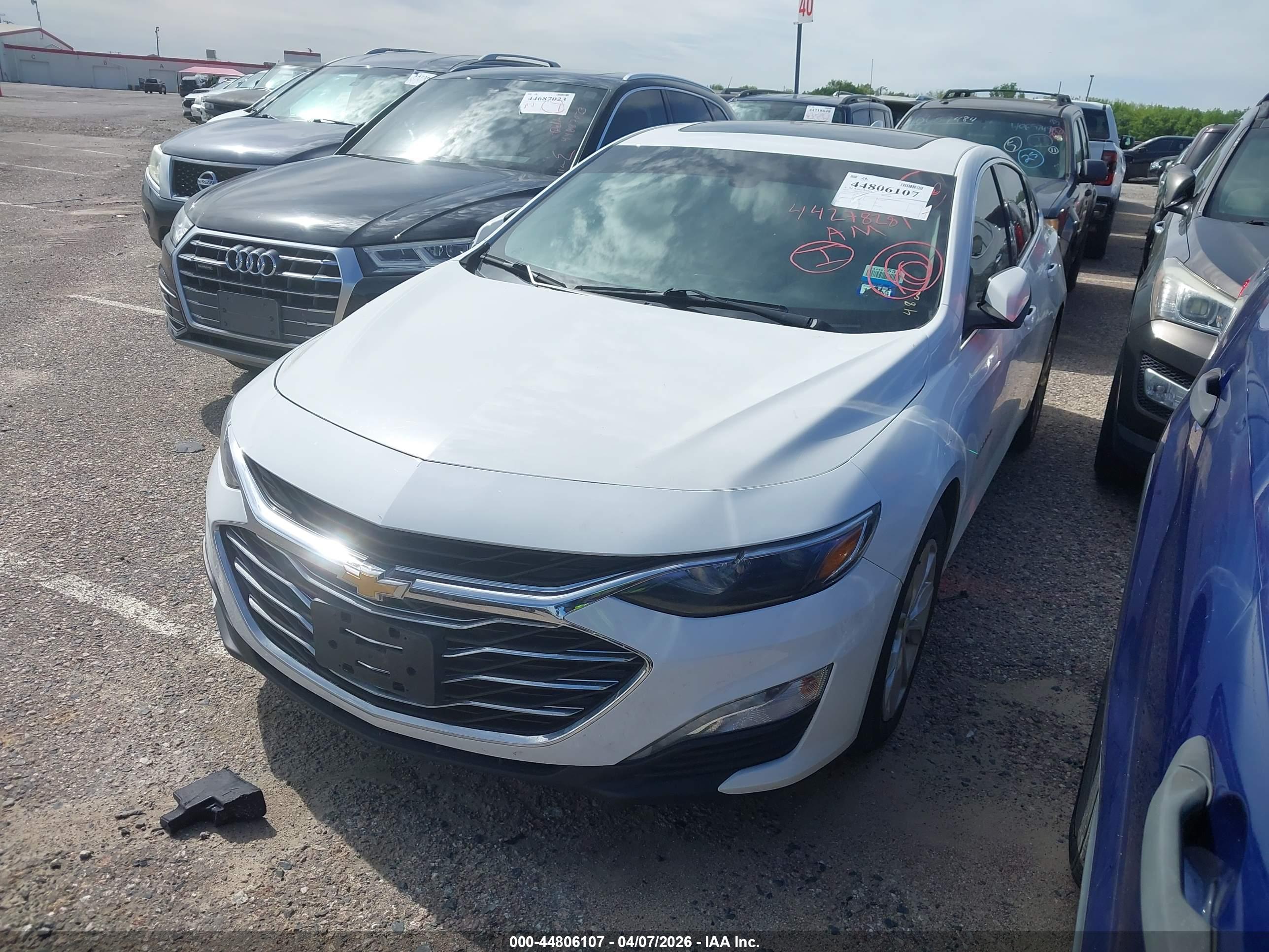 CHEVROLET MALIBU image 2