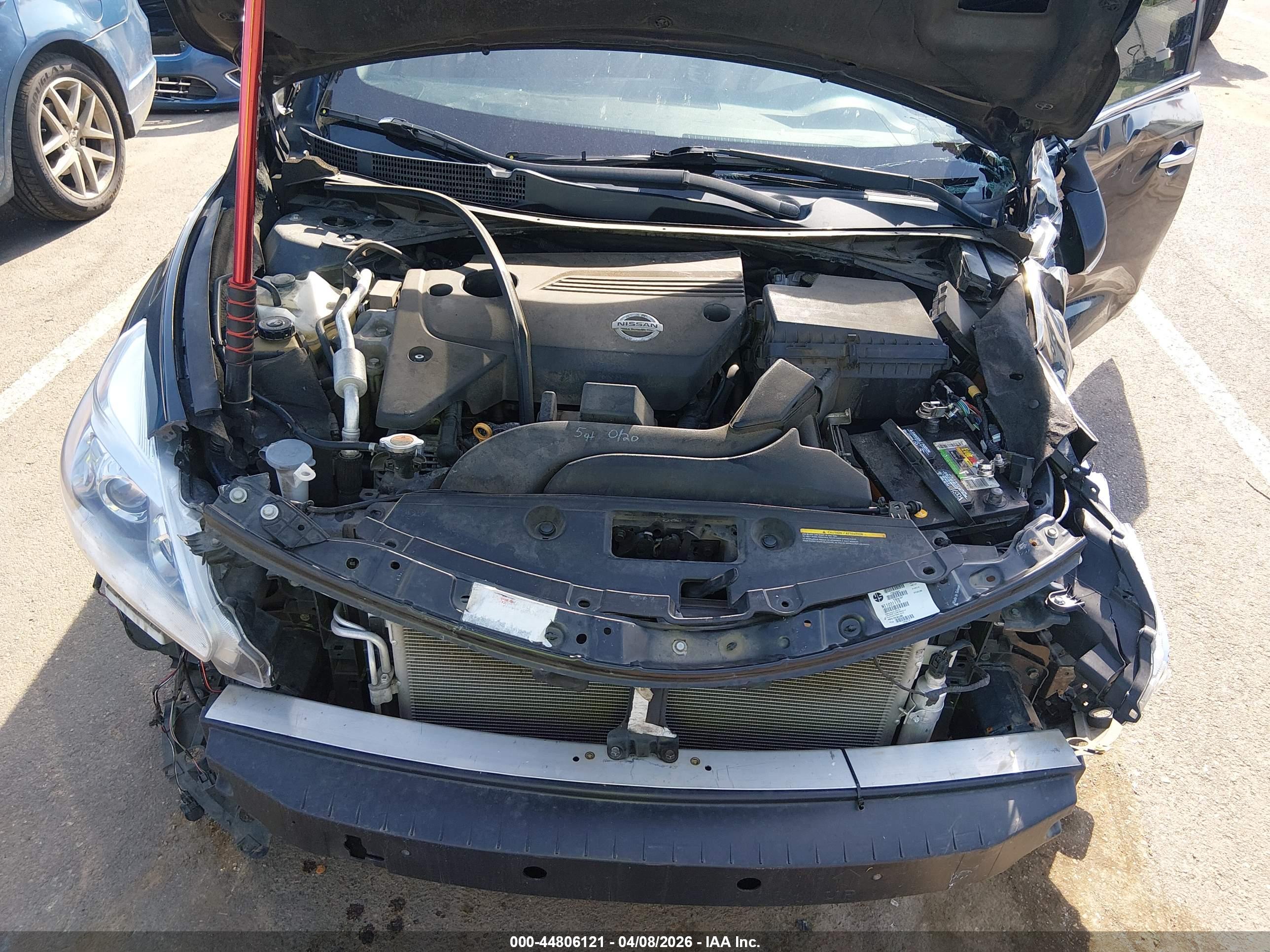 NISSAN ALTIMA image 10