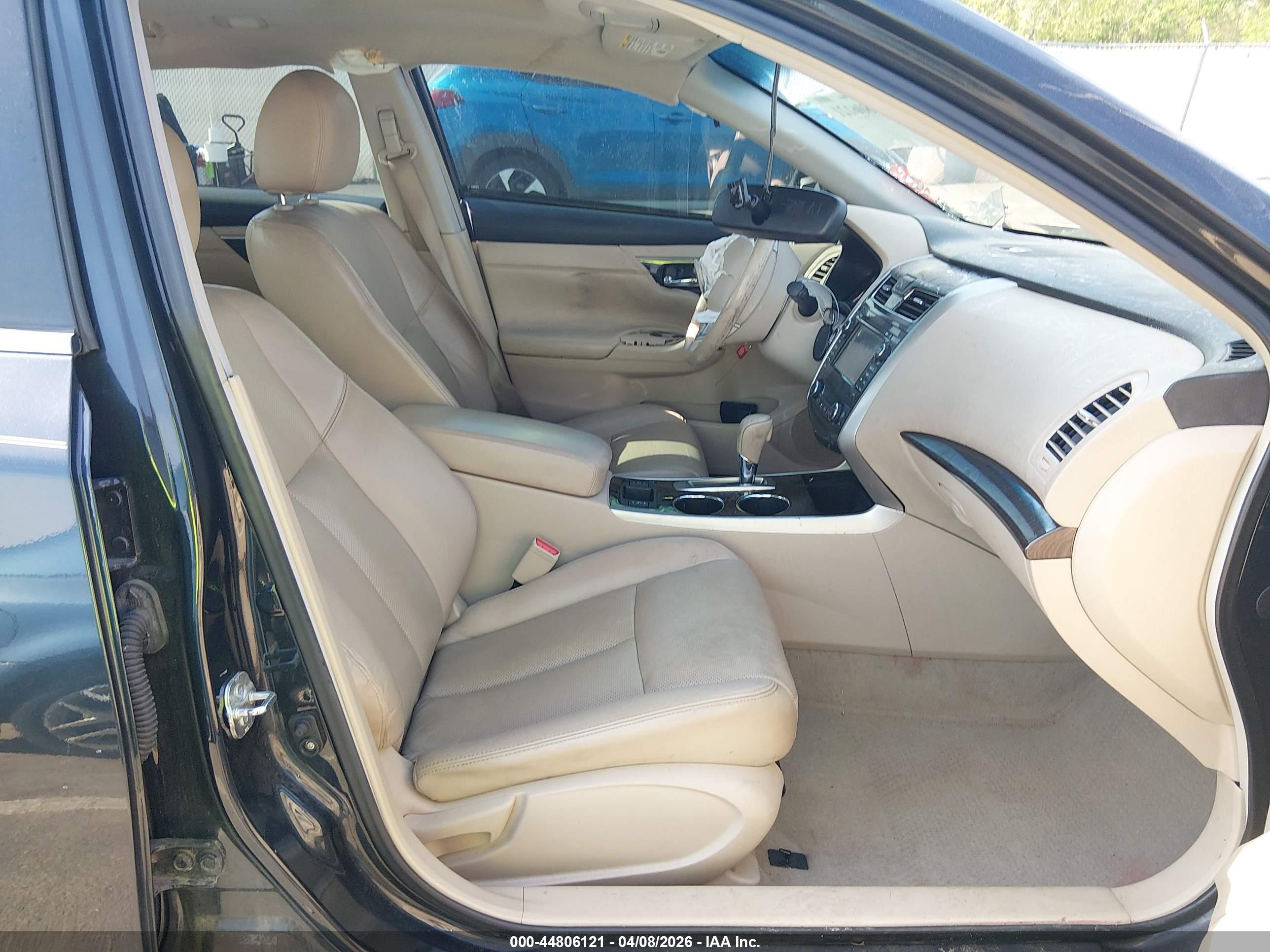 NISSAN ALTIMA image 5