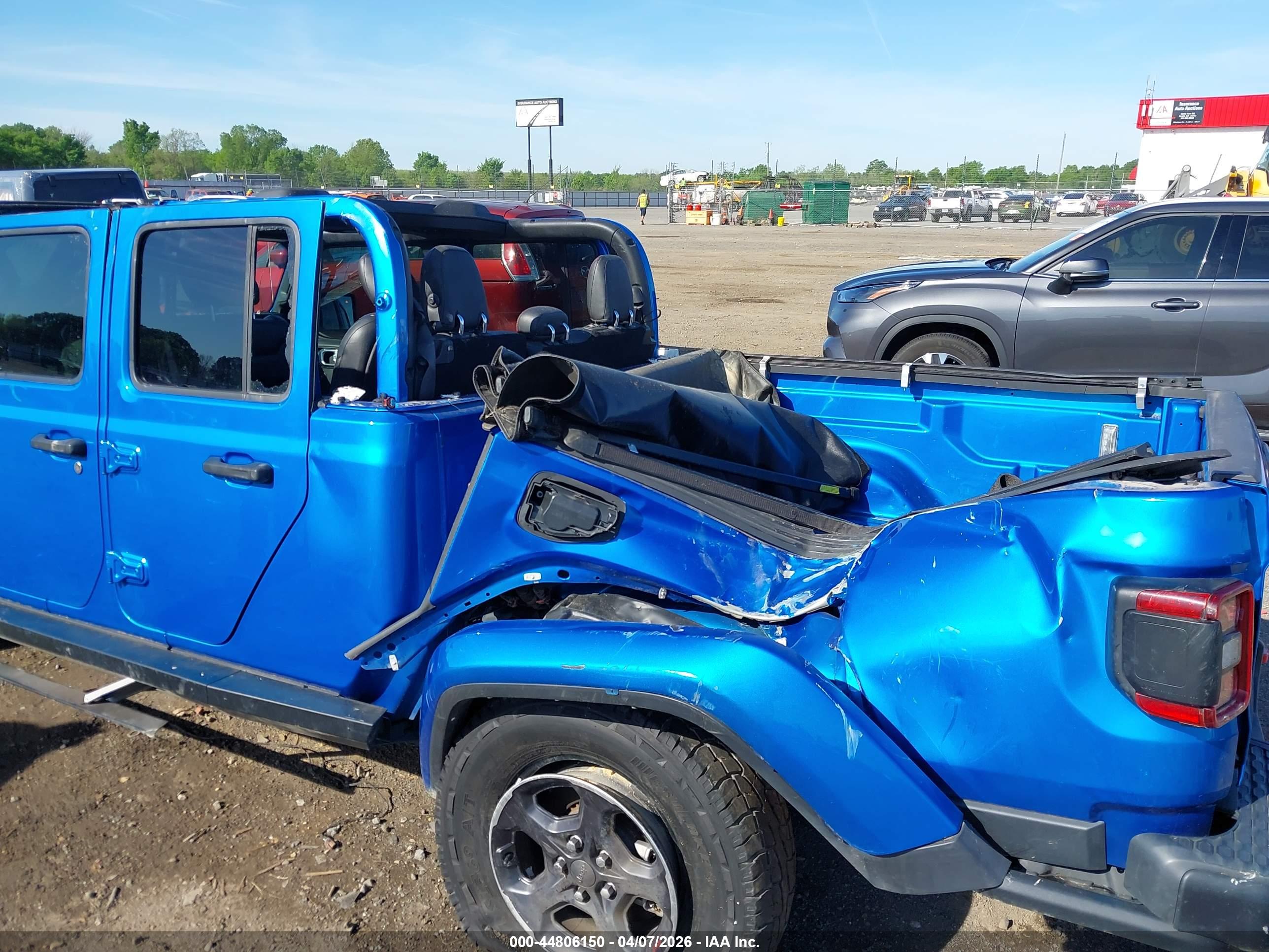 JEEP GLADIATOR image 6