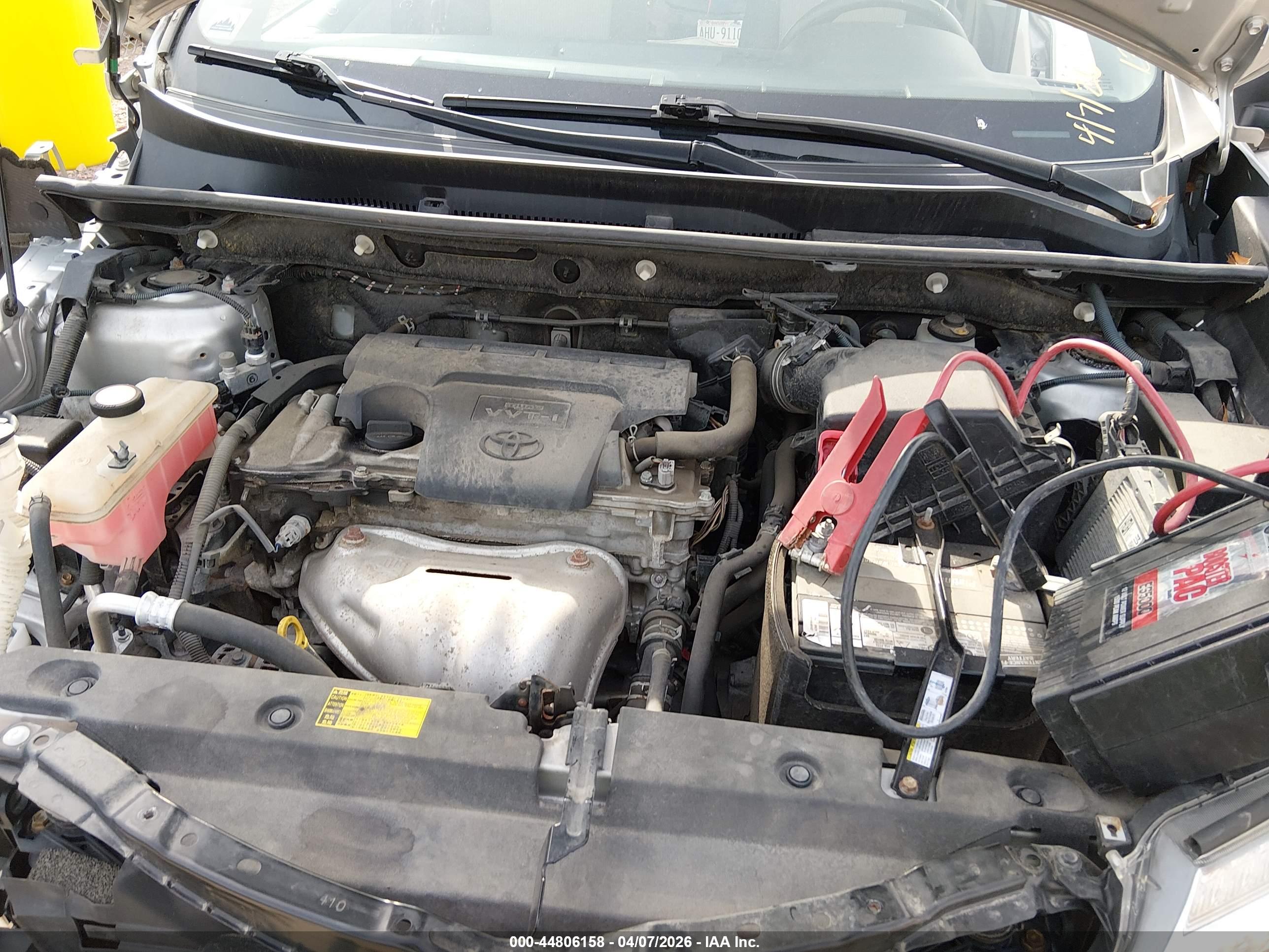 TOYOTA RAV4 image 10